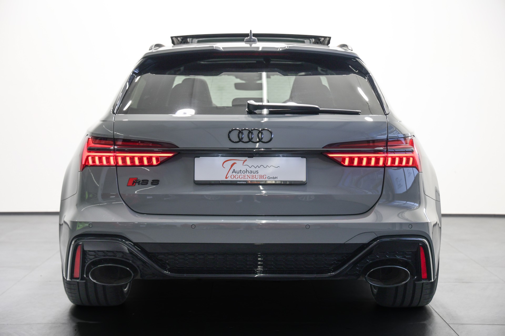 AUDI RS6 Avant 4.0 TFSI V8 quattro *Nardograu*-image-8