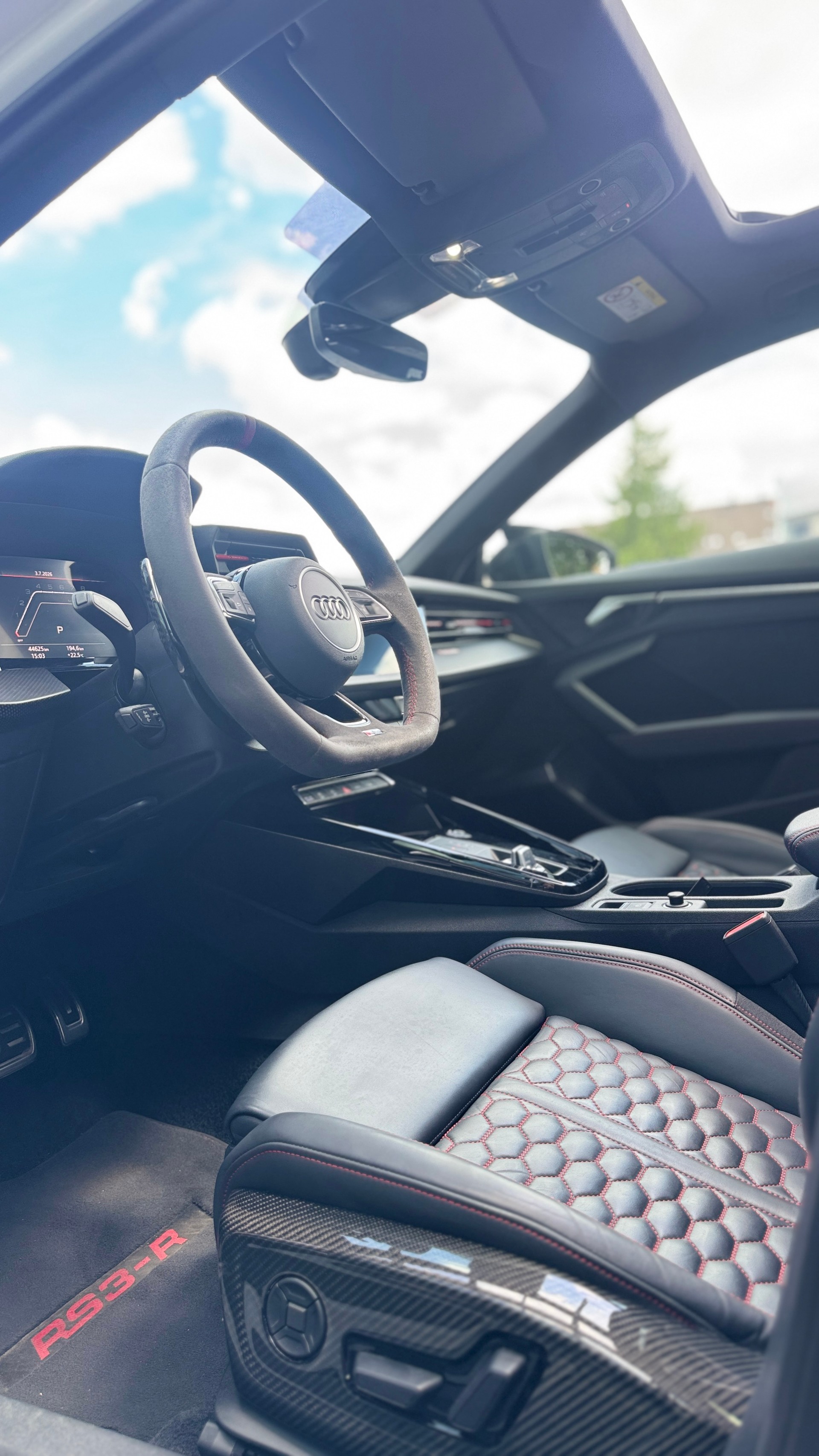 AUDI RS3 Sportback 2.5 TSI quattro ABT RS3-R 1 OF 200-image-10