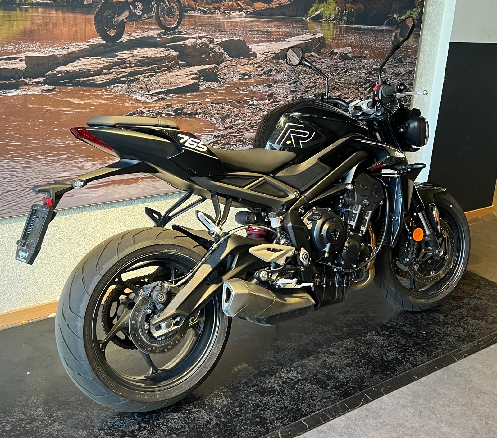 TRIUMPH Street Triple R 765-image-5