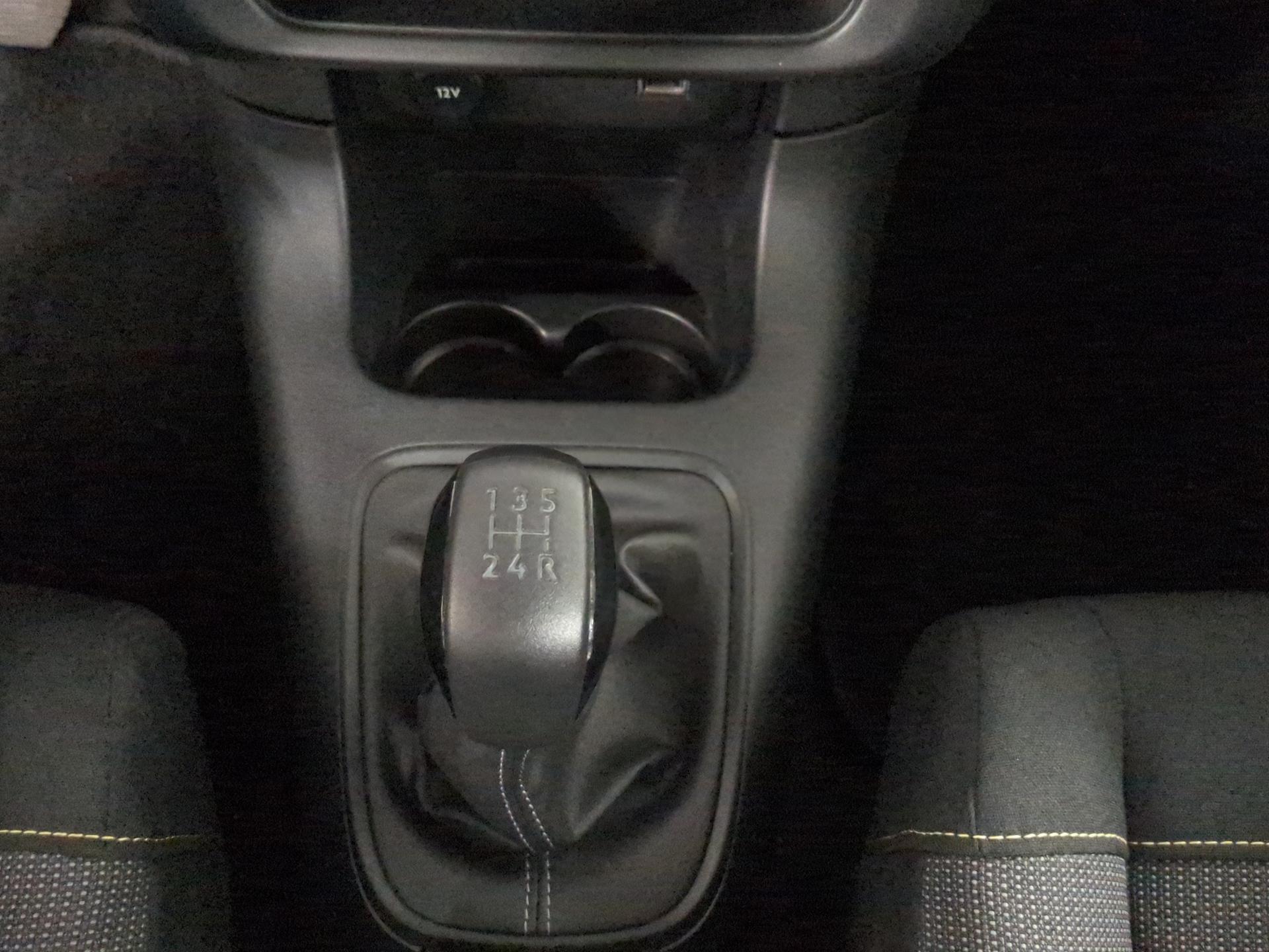CITROEN C3 1.2i PureTech Feel Pack-image-21