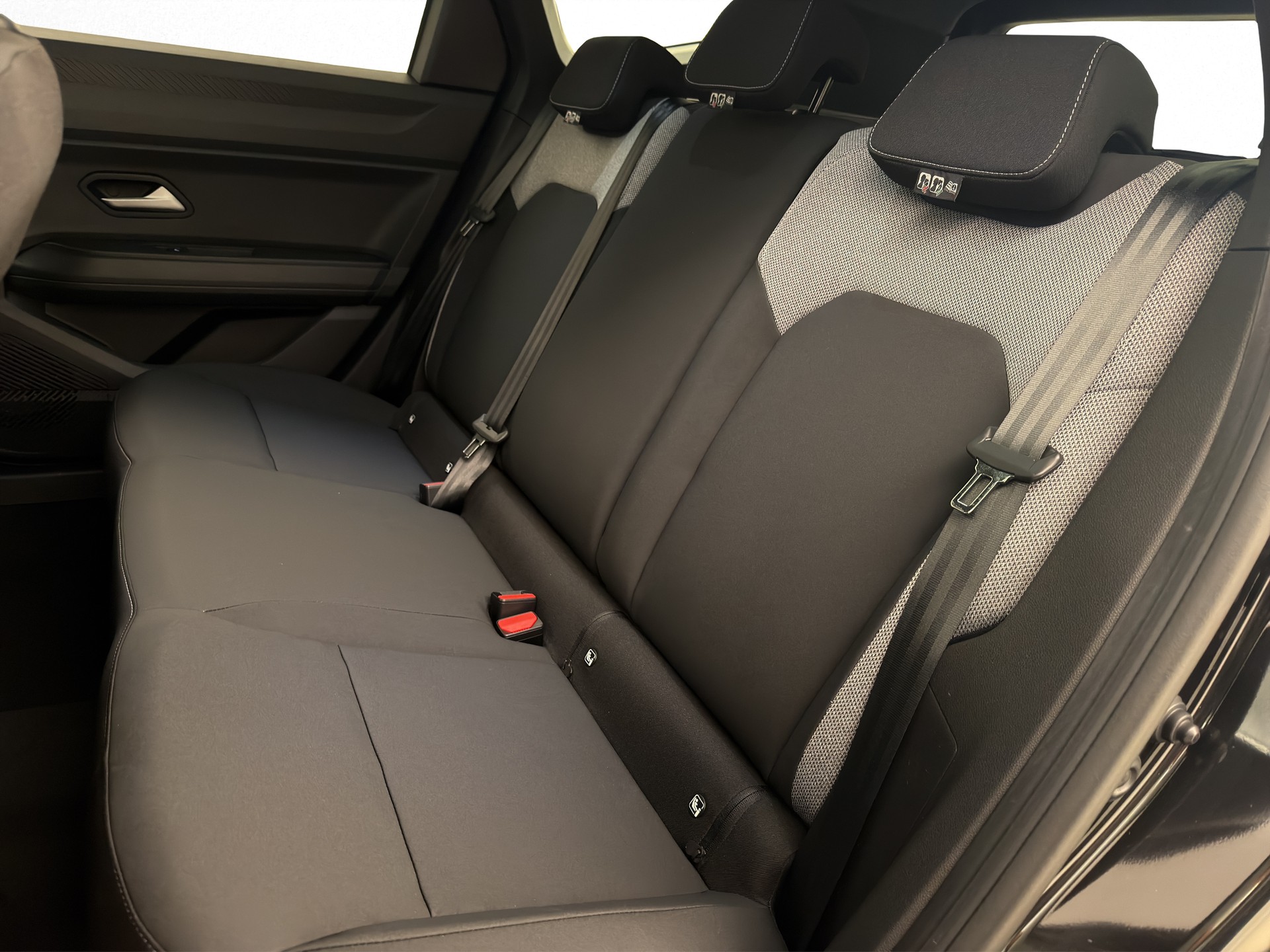 DACIA Bigster 1.8 Hybrid Journey-image-11