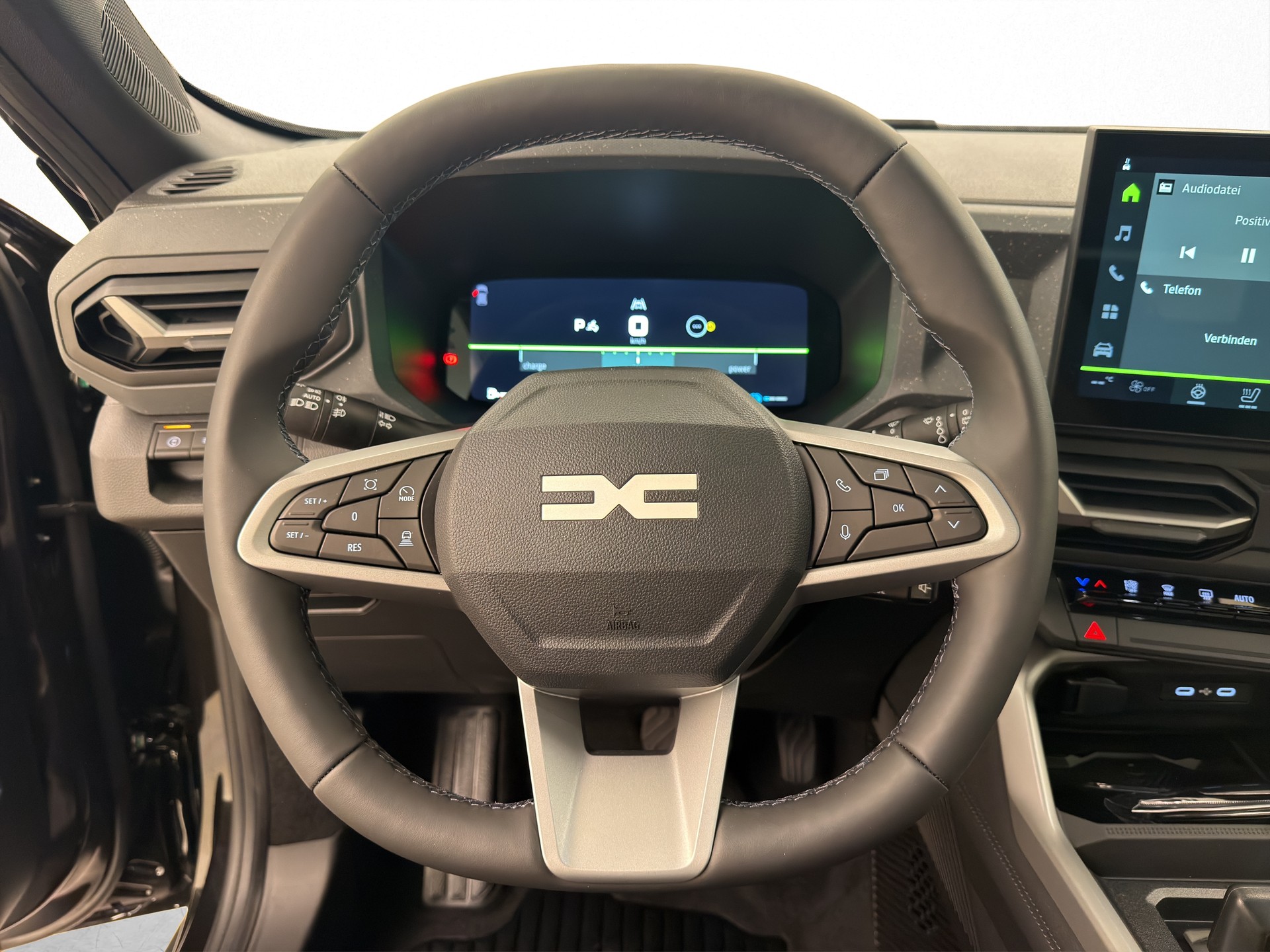 DACIA Bigster 1.8 Hybrid Journey-image-7