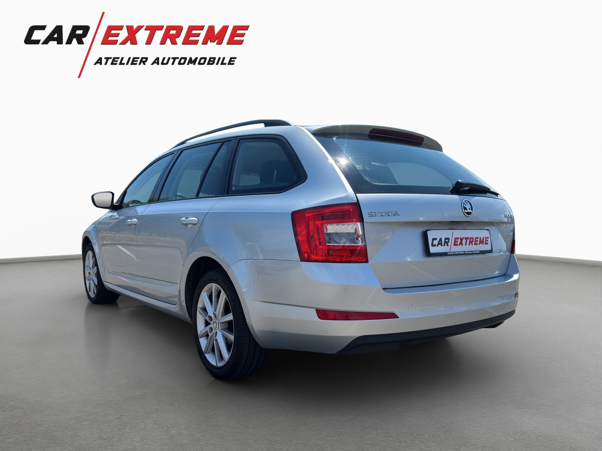 SKODA OCTAVIA-image-7