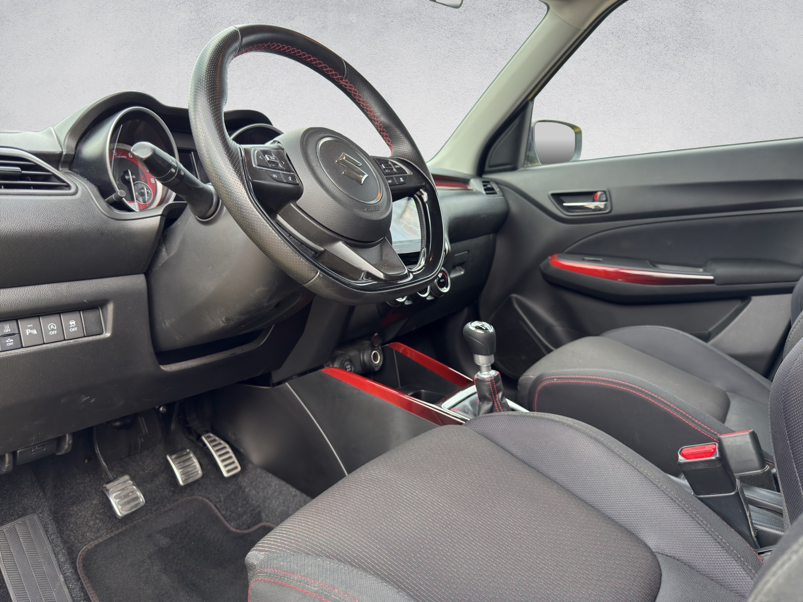 SUZUKI Swift Sport 1.4i 16V Compact Top Hybrid-image-12