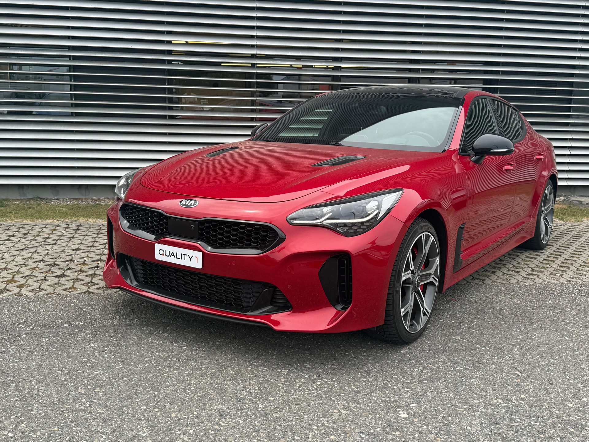 KIA Stinger 3.3 T-GDi GT Automat AWD-image-5