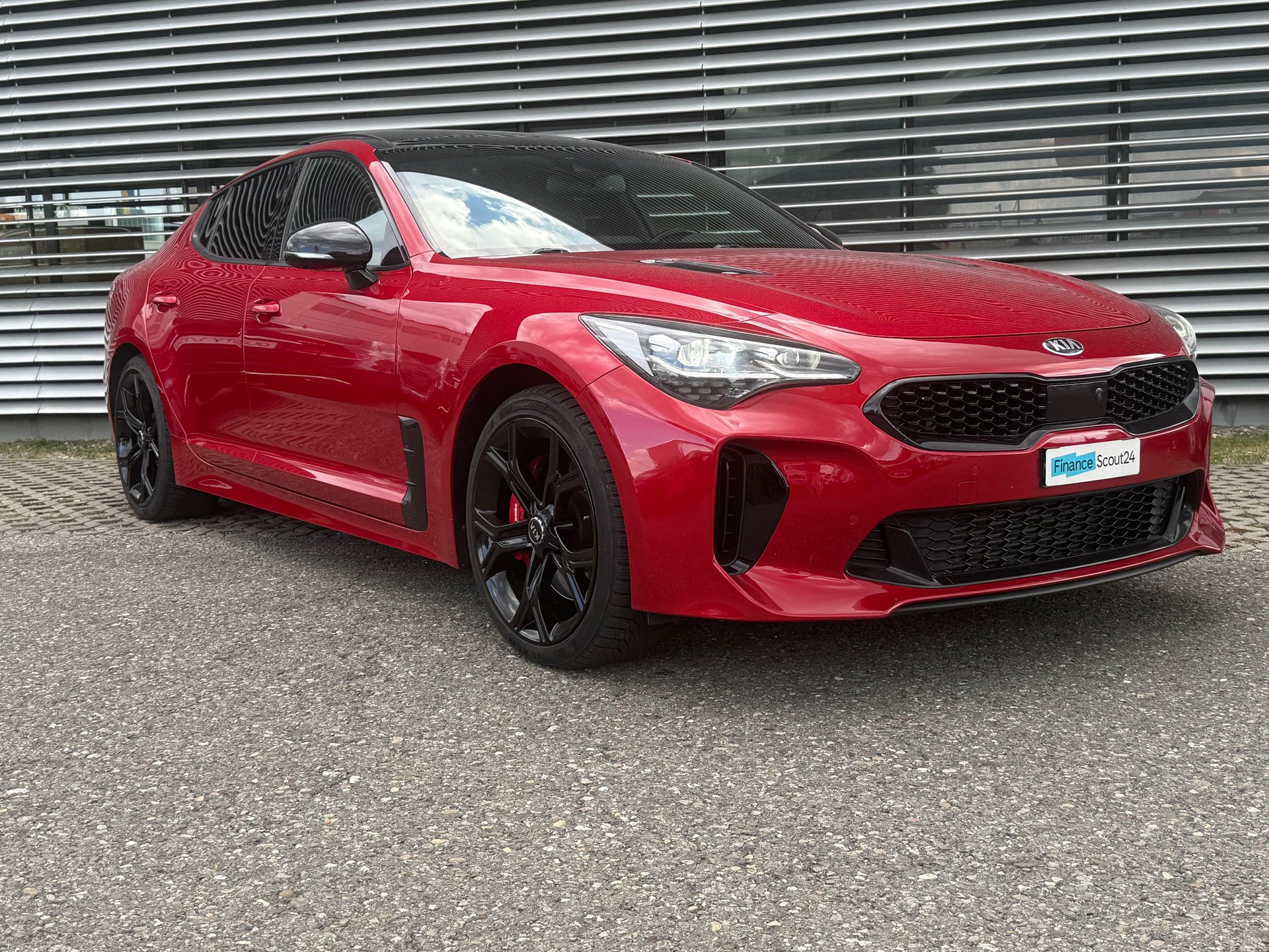 KIA Stinger 3.3 T-GDi GT Automat AWD-image-1