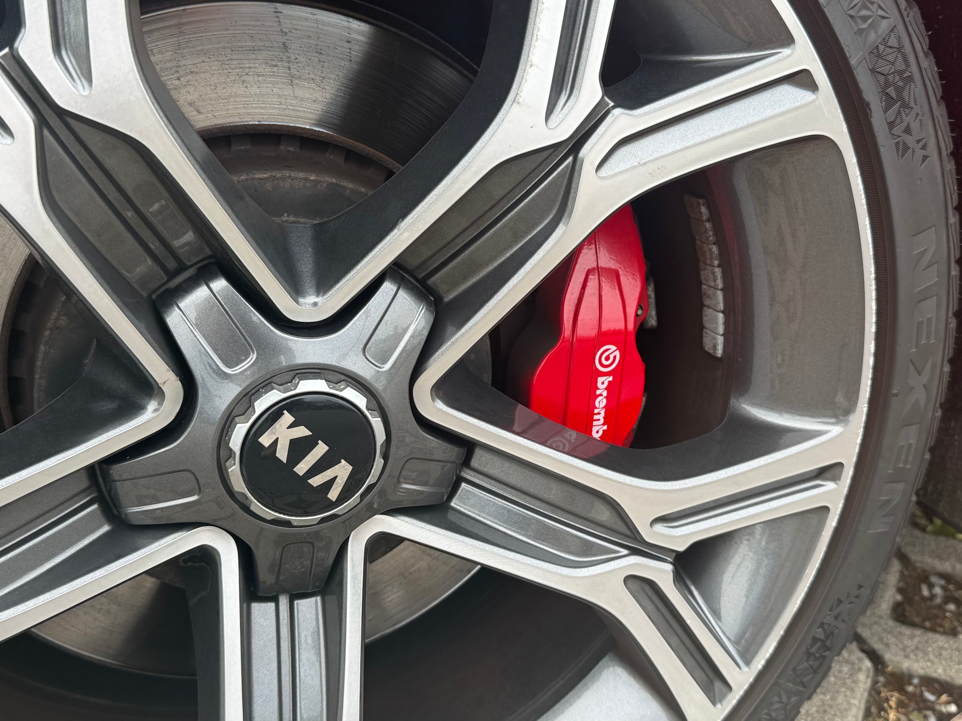 KIA Stinger 3.3 T-GDi GT Automat AWD-image-4
