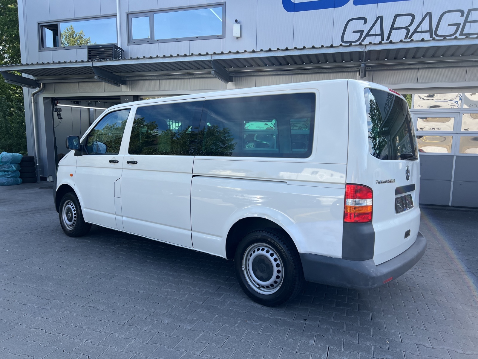 VW T5 Caravelle Trend 2.5 TDI PD-image-2