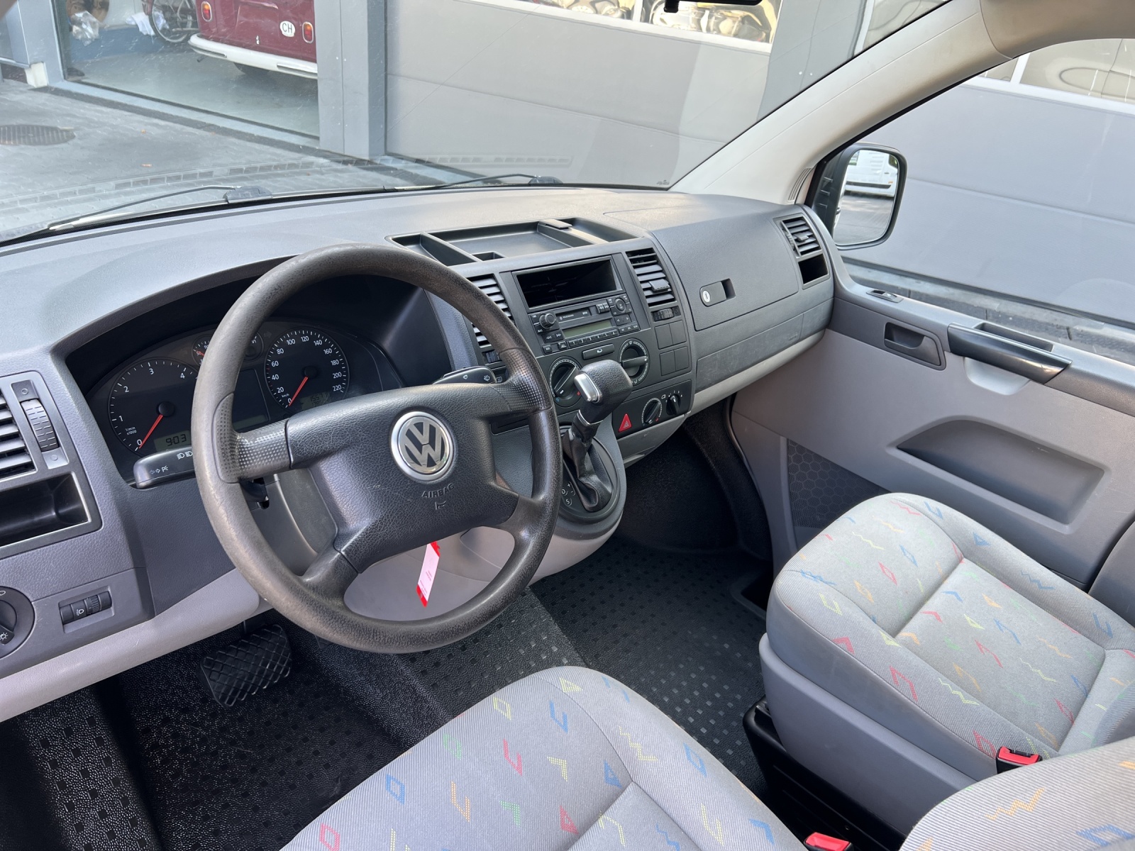 VW T5 Caravelle Trend 2.5 TDI PD-image-9
