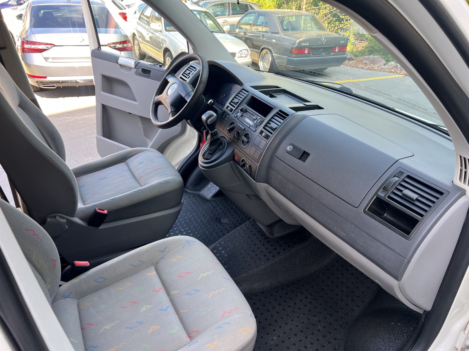 VW T5 Caravelle Trend 2.5 TDI PD-image-6