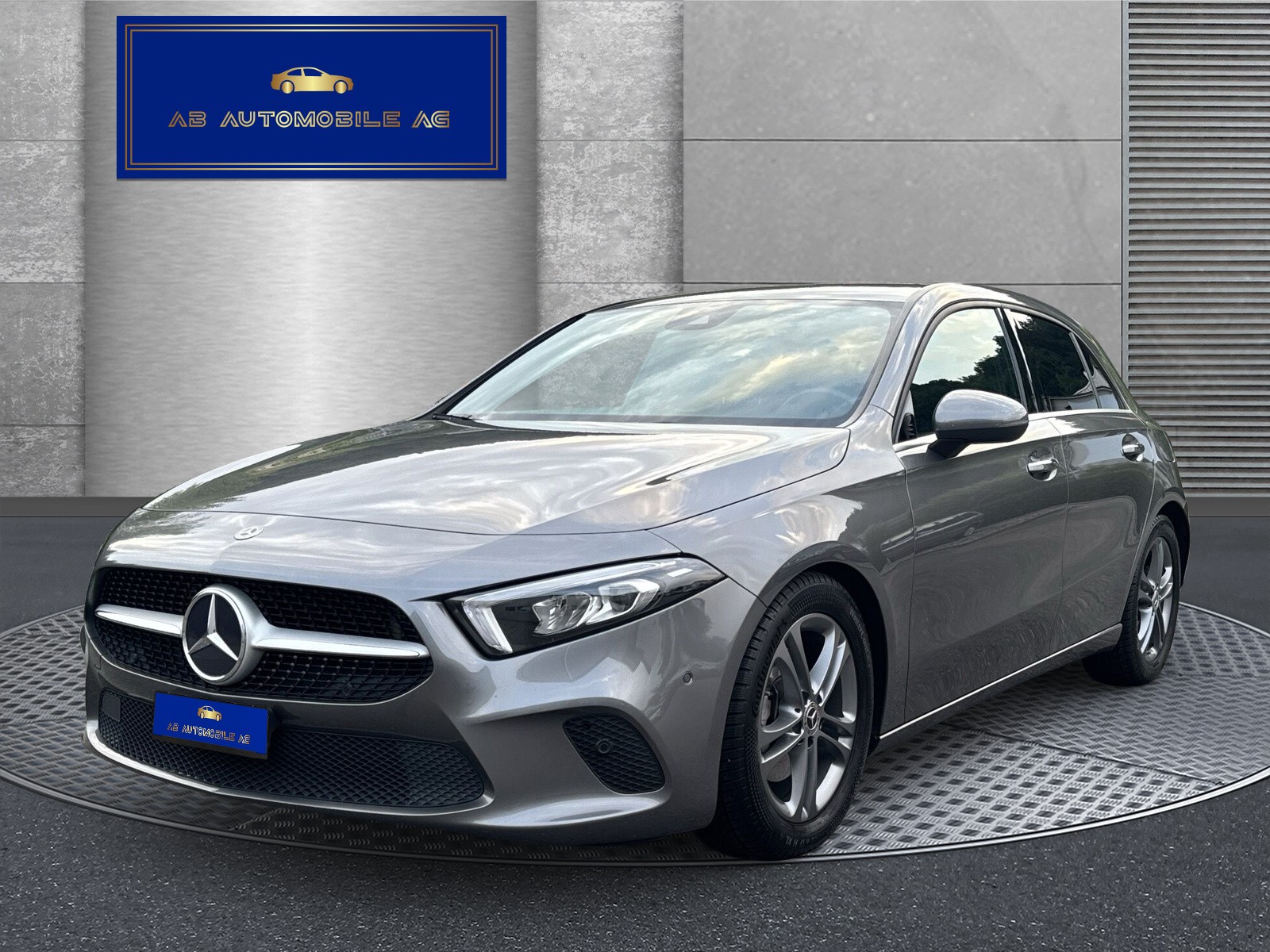 MERCEDES-BENZ A 200 AMG Line 7G-DCT-image-0