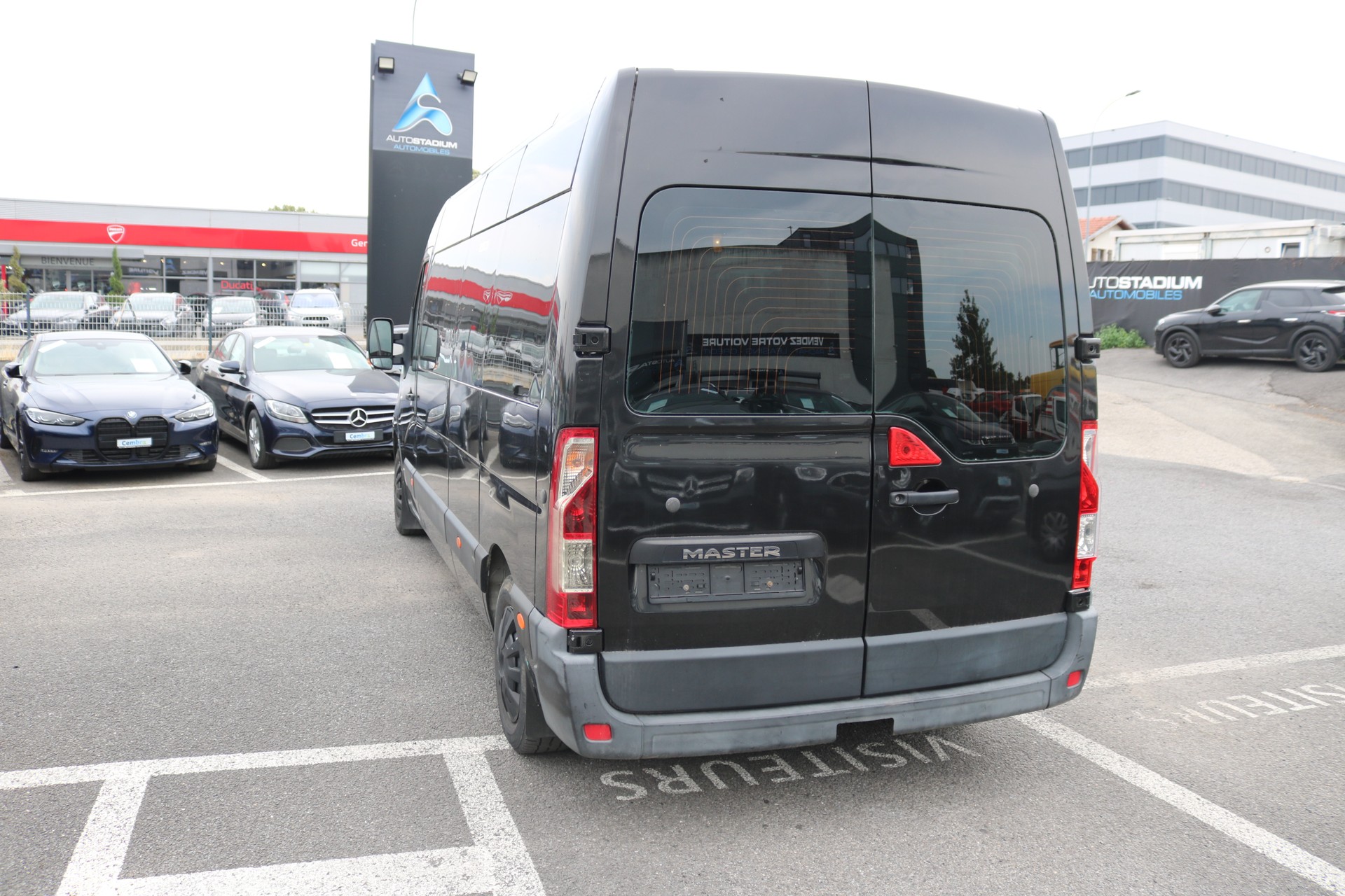 RENAULT Master T39 2.3dCi Minibus 17 L3H2-showroom-element-3