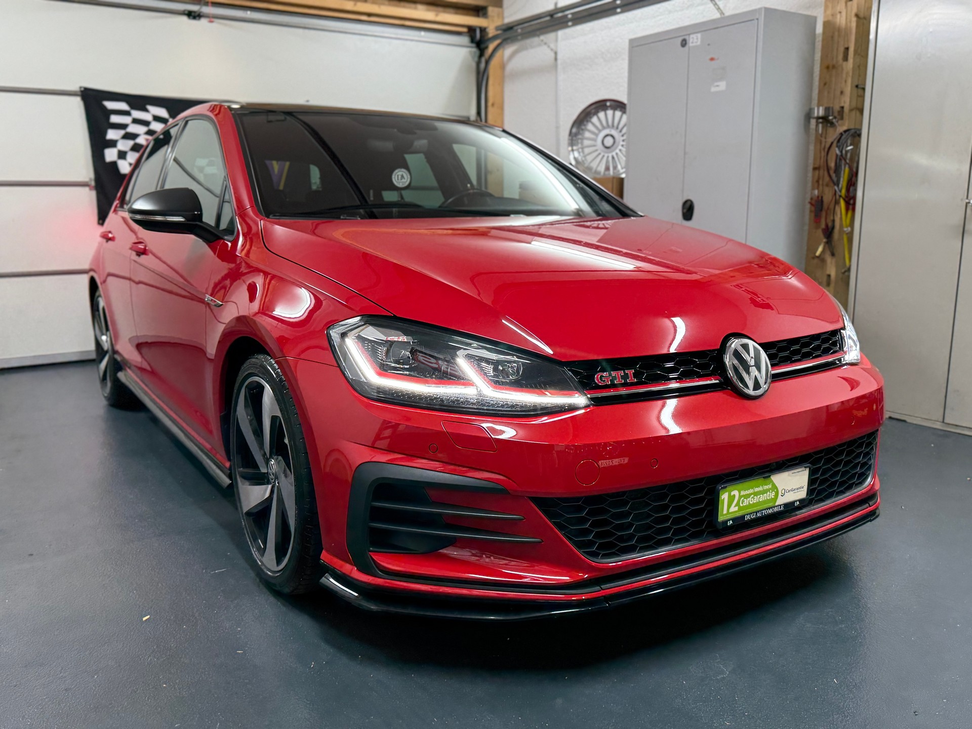VW Golf 2.0 TSI GTI TCR DSG-image-1
