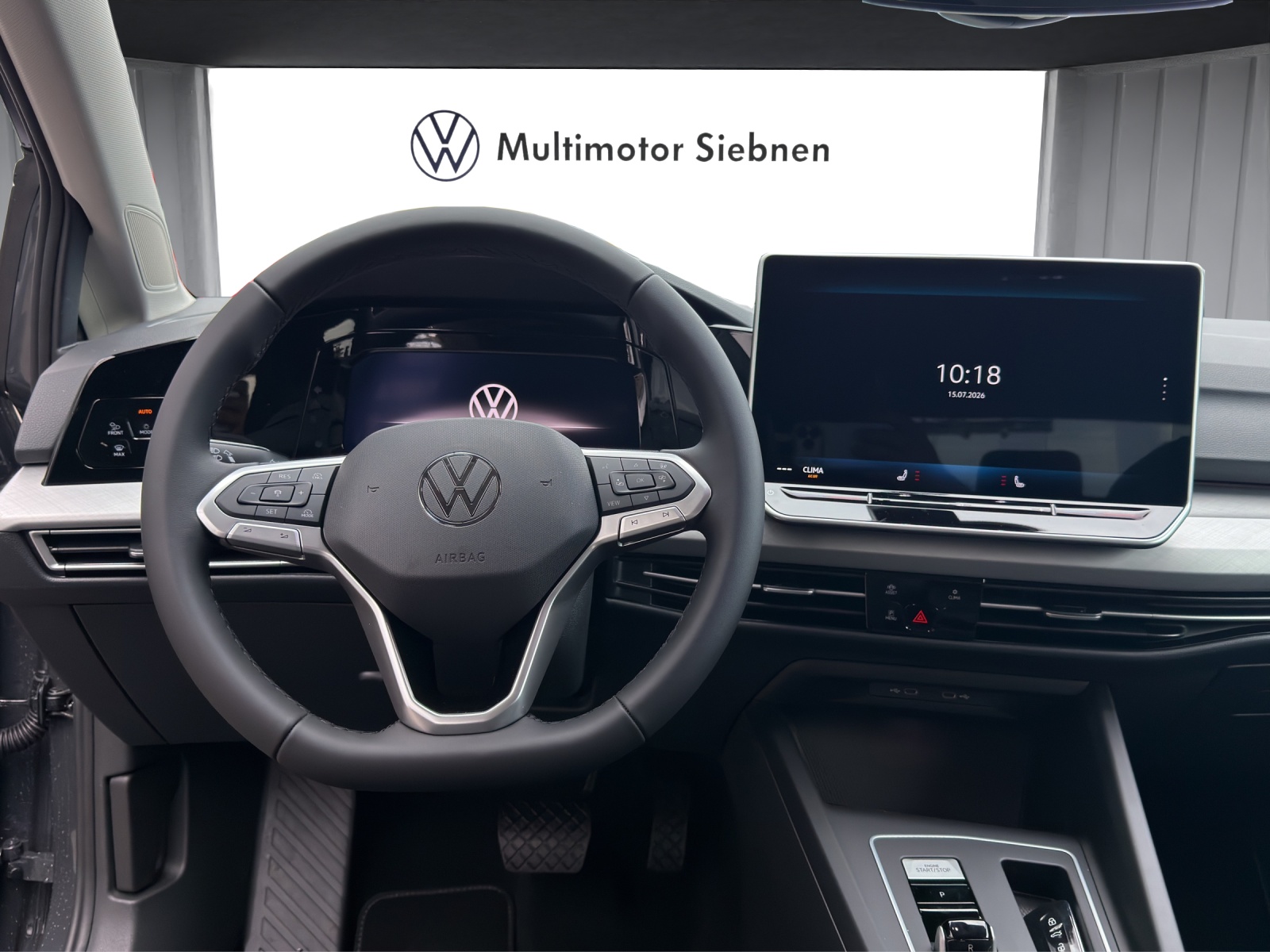 VW Golf 1.5 e TSI mHEV United DSG-image-11