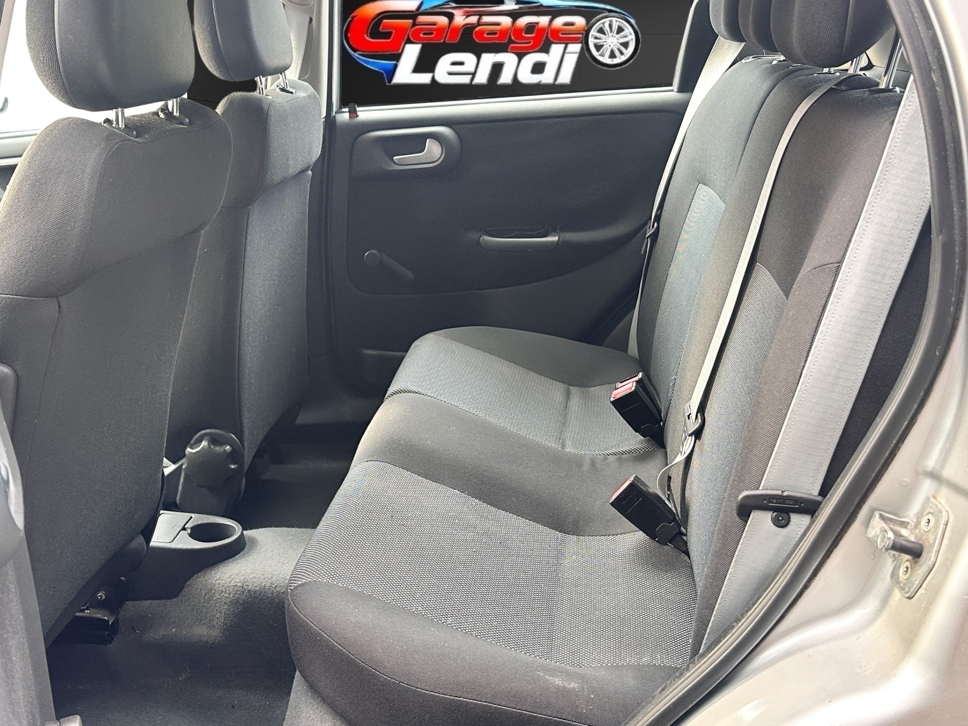 OPEL Corsa 1.4 TP Silverline-image-9