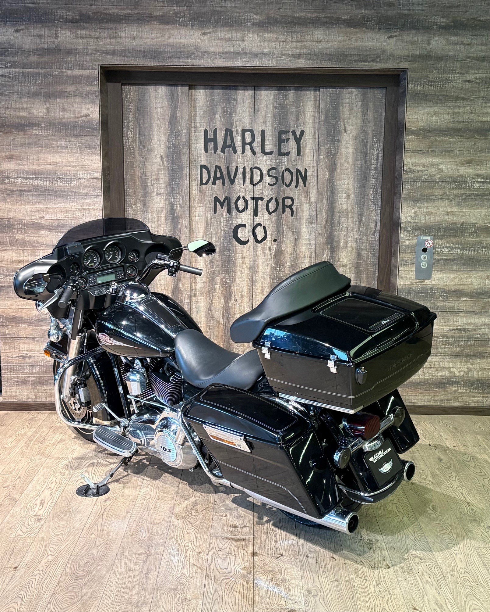 HARLEY-DAVIDSON FLHTC Electra Glide Classic ABS-image-4