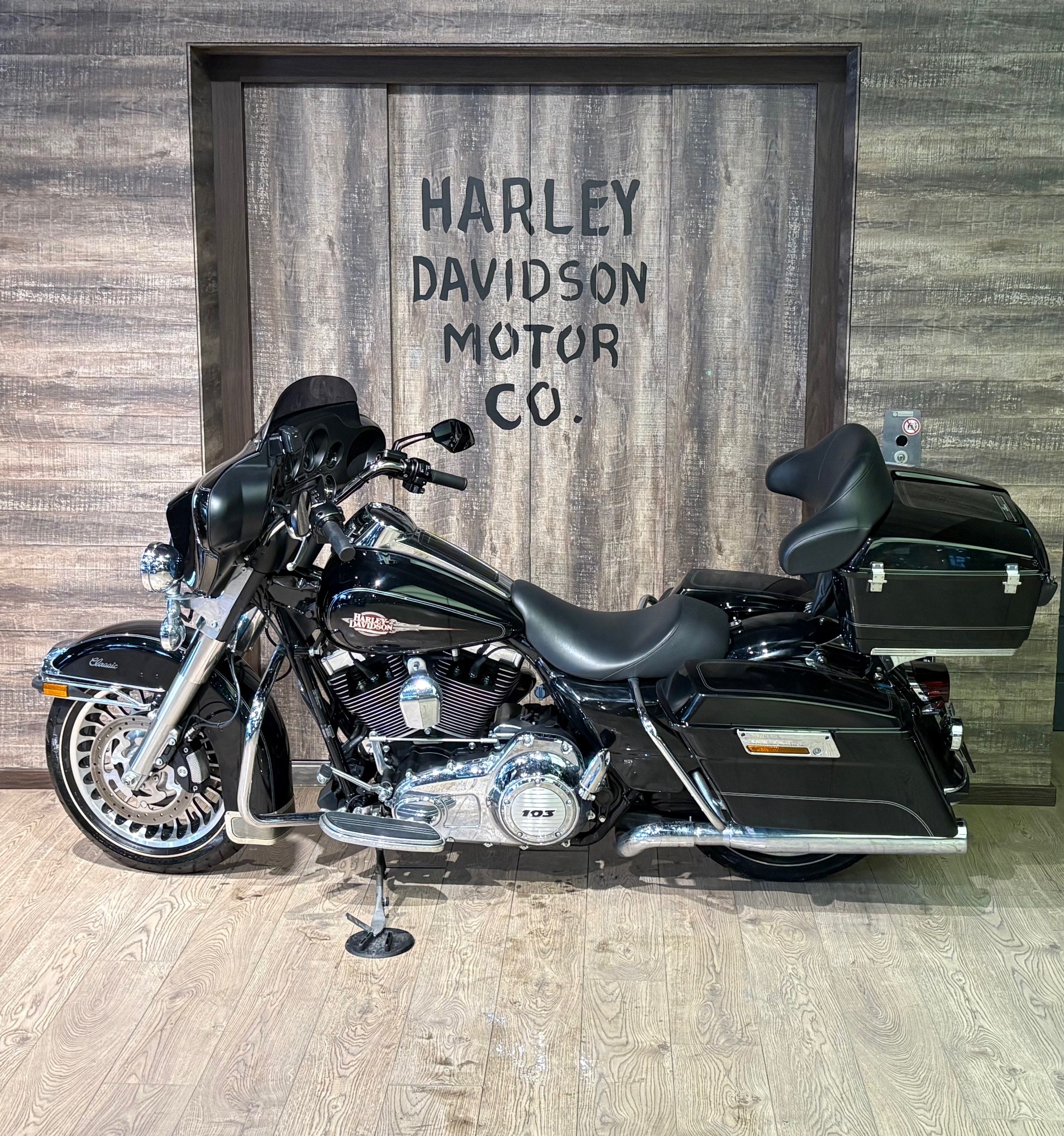 HARLEY-DAVIDSON FLHTC Electra Glide Classic ABS-showroom-element-3