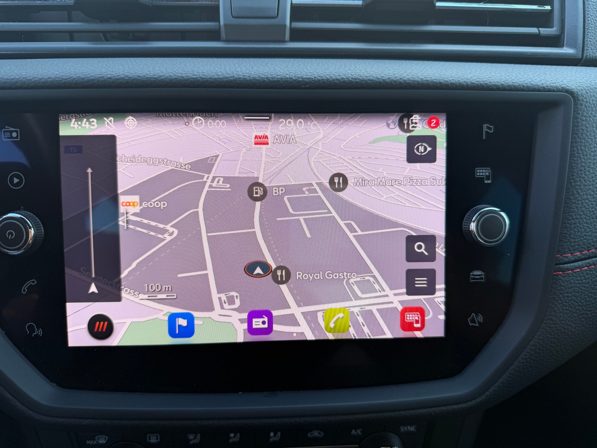 SEAT Arona 1.5 Eco TSI FR DSG-image-18