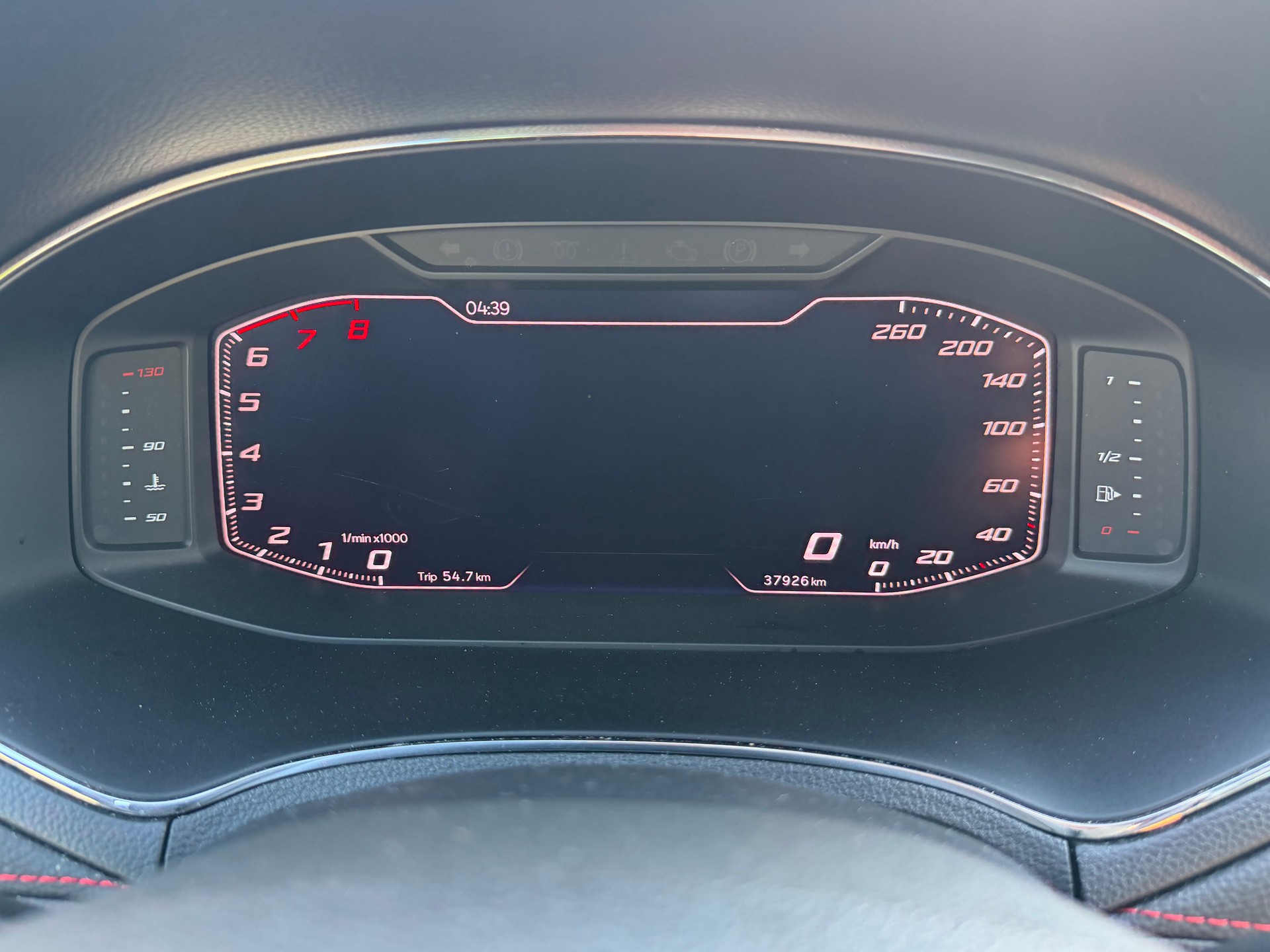 SEAT Arona 1.5 Eco TSI FR DSG-image-12