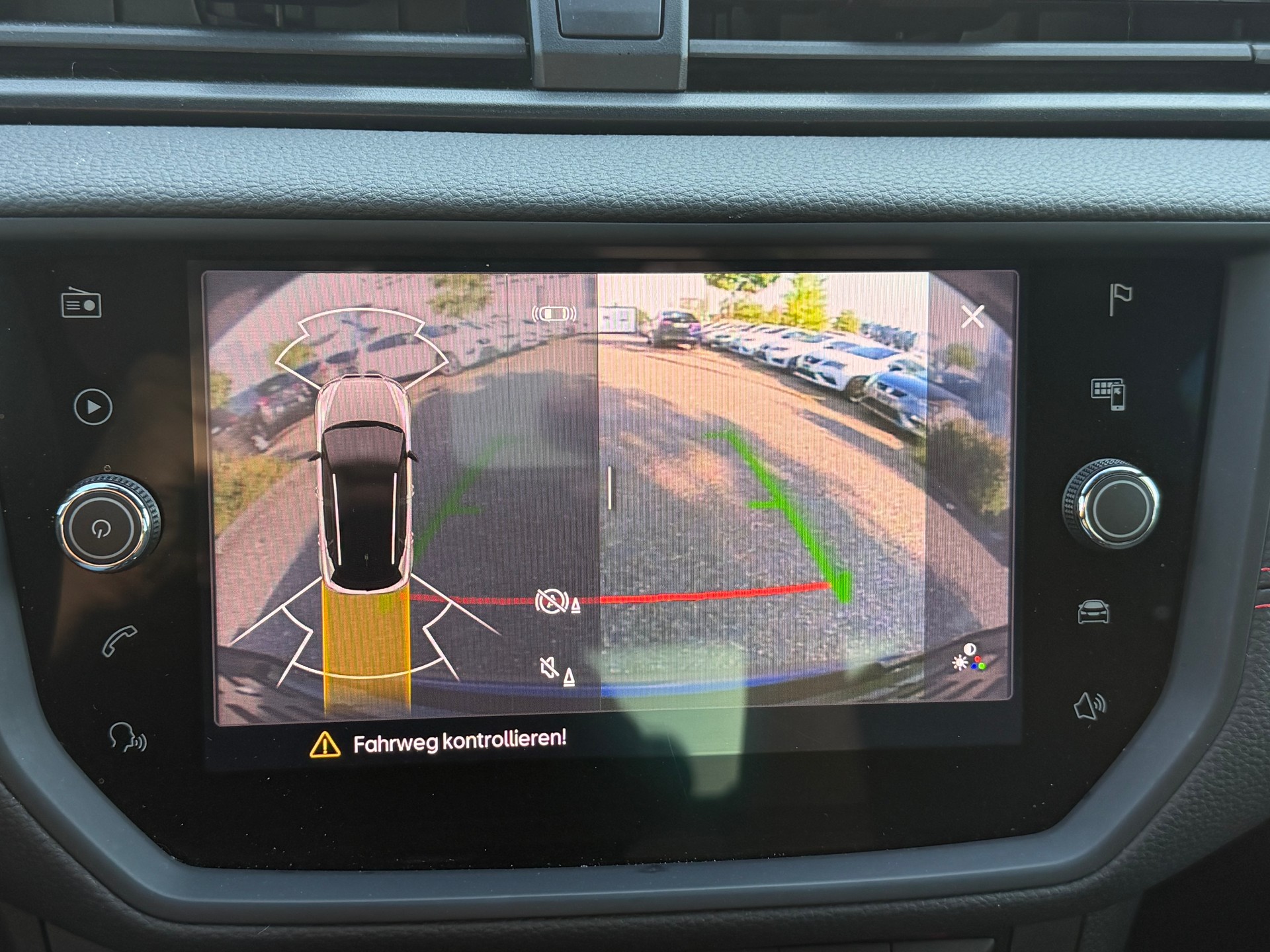 SEAT Arona 1.5 Eco TSI FR DSG-image-17