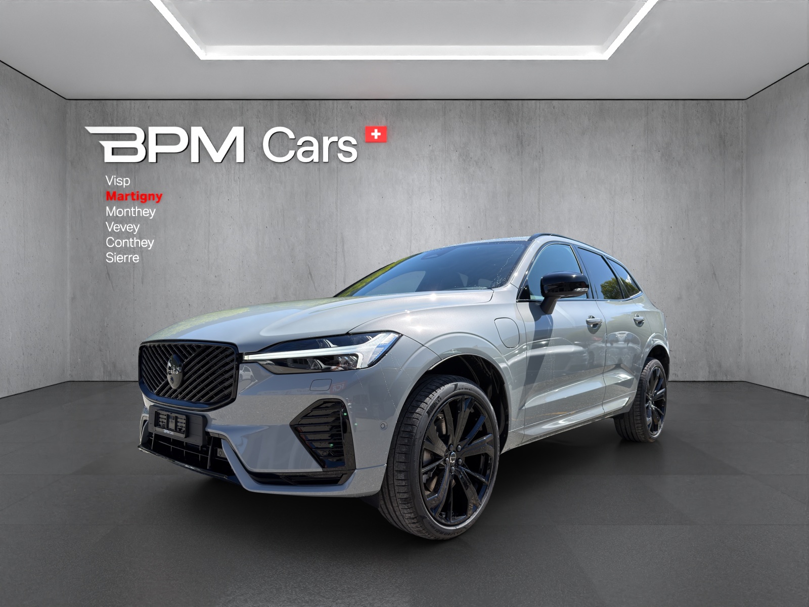 Photo VOLVO XC60 XC60 T6 eAWD PluginHybrid Black Edition Geartronic