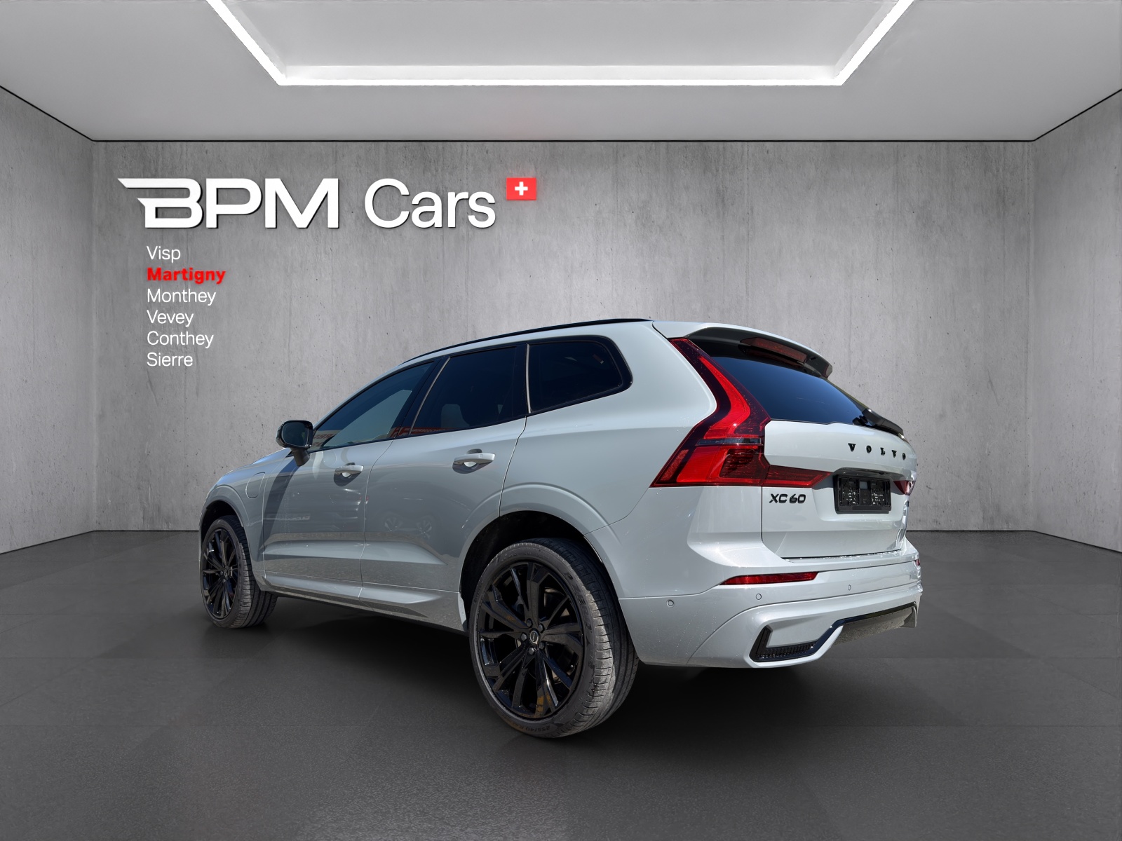 VOLVO XC60 T6 eAWD PluginHybrid Black Edition Geartronic-showroom-element-2