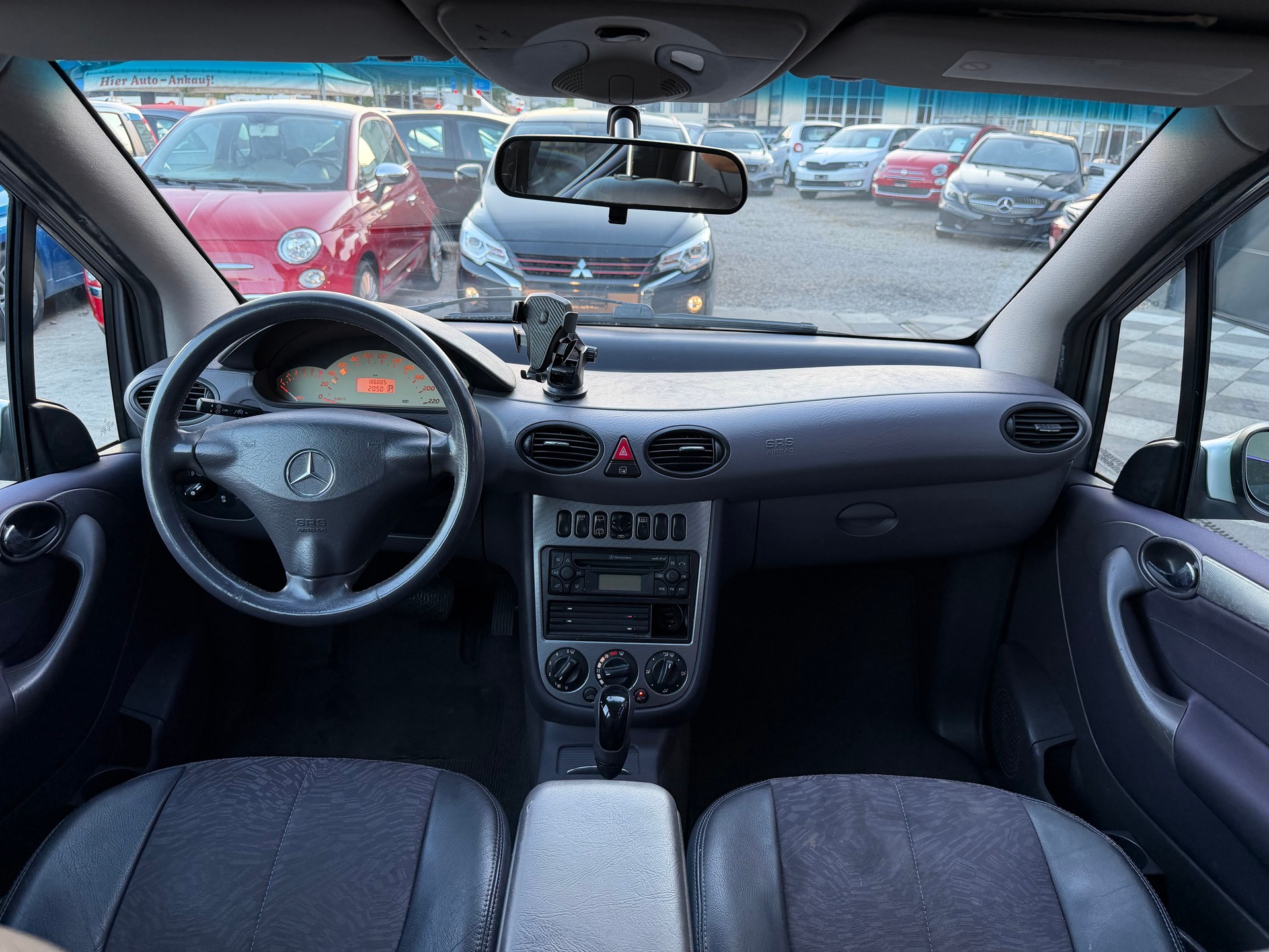 MERCEDES-BENZ A 160 Avantgarde-image-15