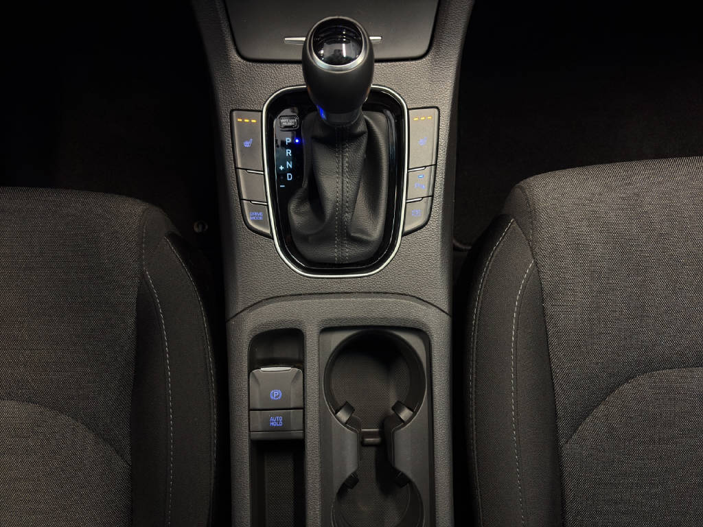 HYUNDAI i30 1.5 T-GDi Amplia-image-7