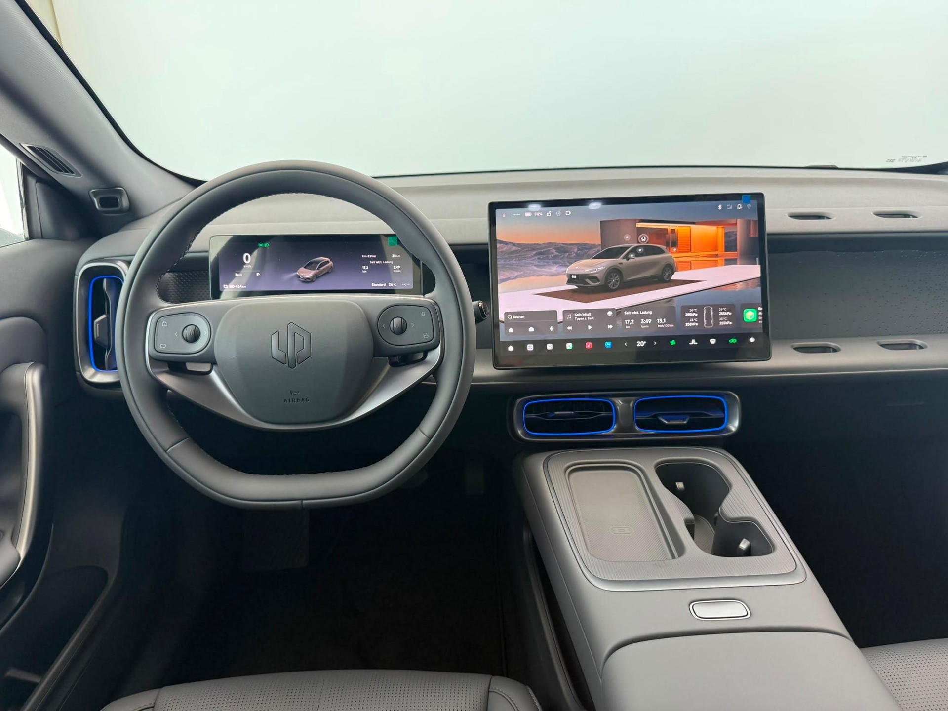 LEAPMOTOR B05 EV-image-6