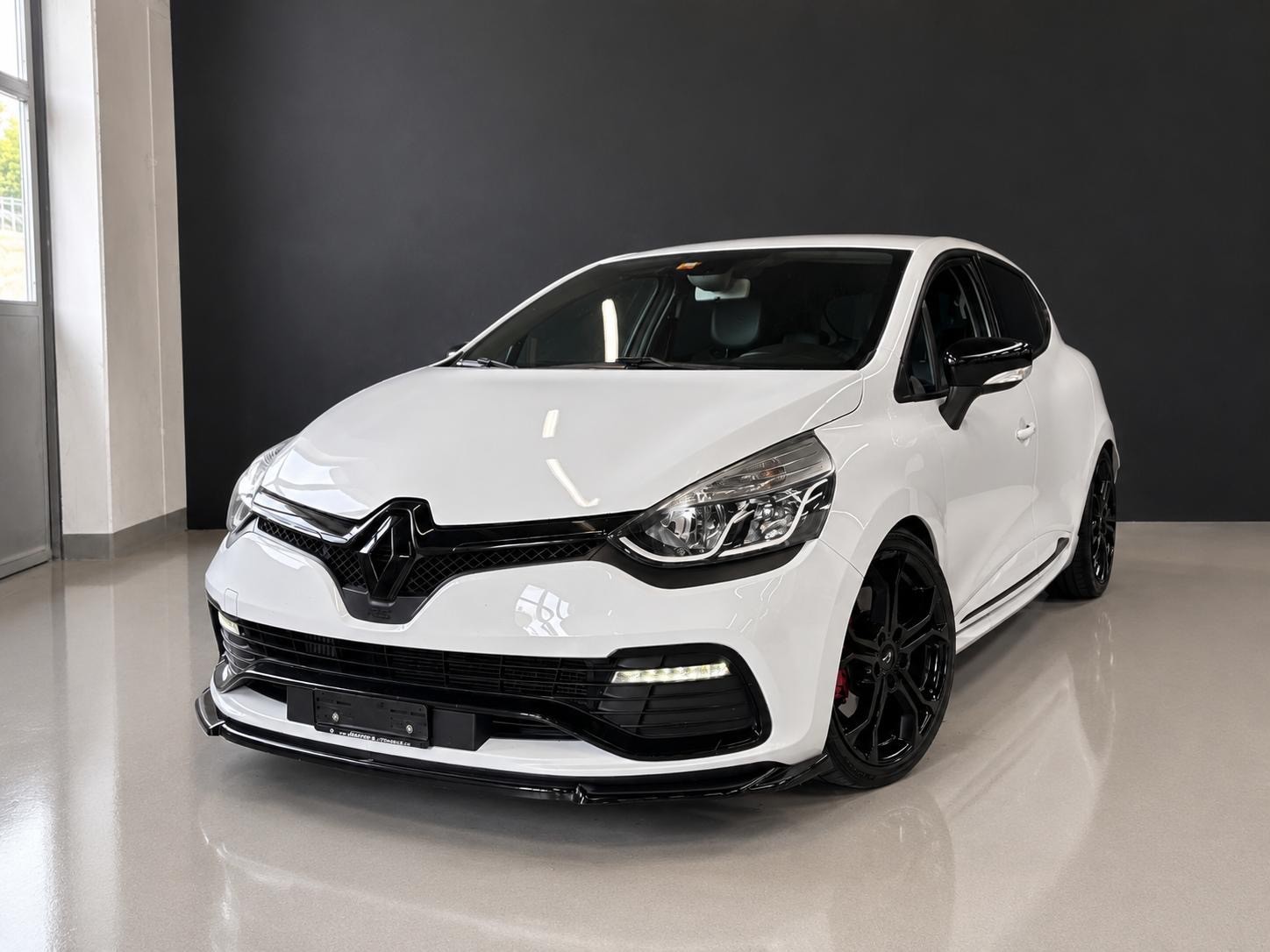 RENAULT Clio 1.6 T RS 200 EDC-image-1