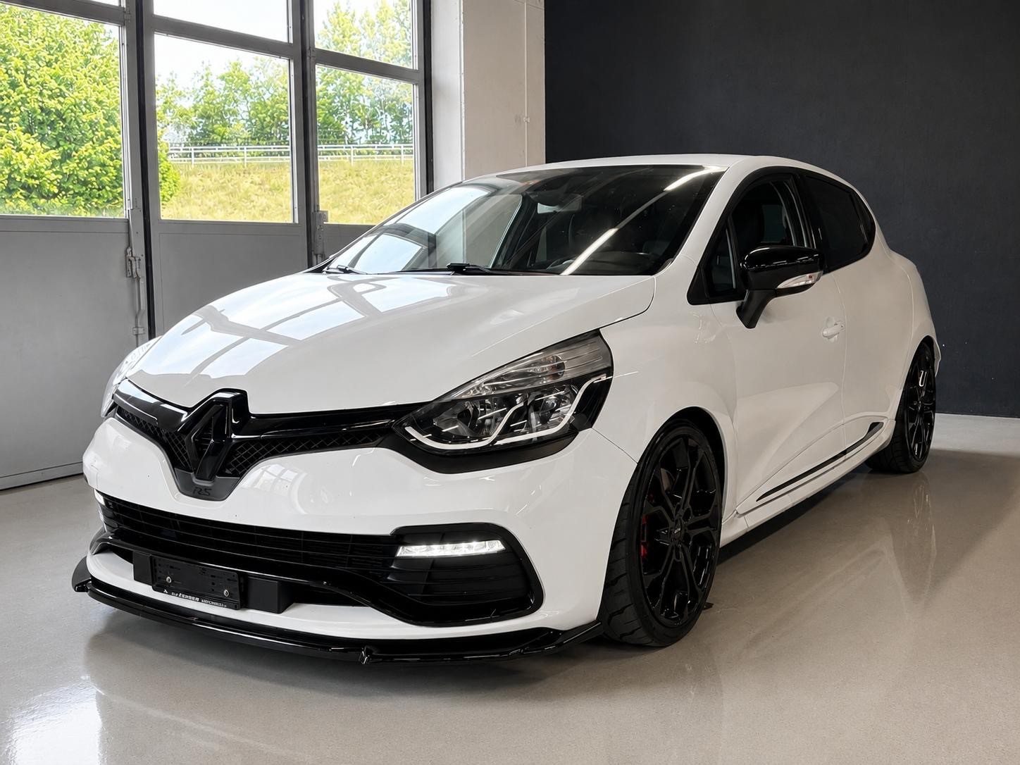 RENAULT Clio 1.6 T RS 200 EDC-image-6