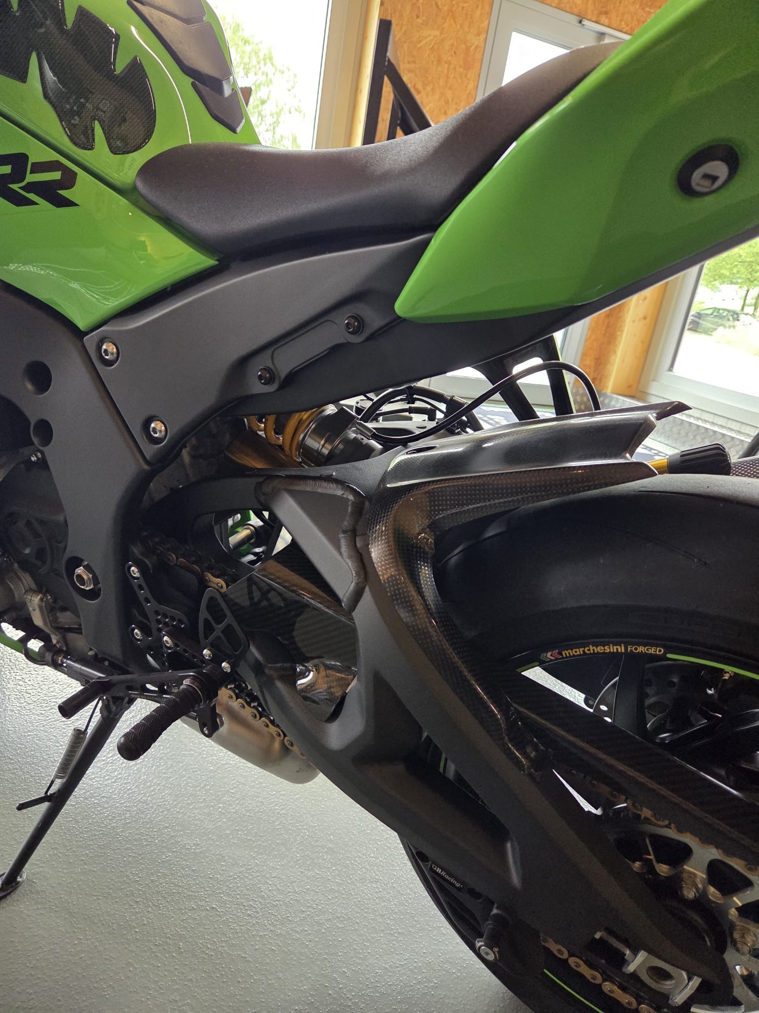 KAWASAKI Ninja ZX-10RR-image-6