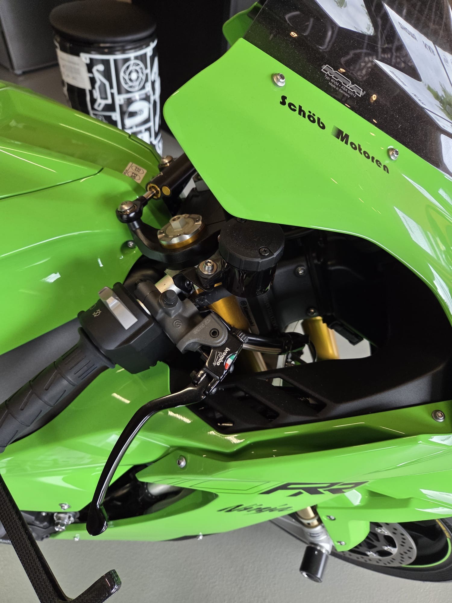 KAWASAKI Ninja ZX-10RR-image-4