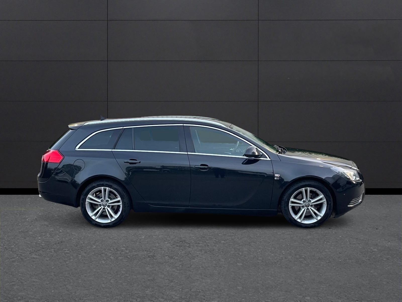 OPEL Insignia ST 2.0 CDTI Anniversary Ed. Automatic-image-4