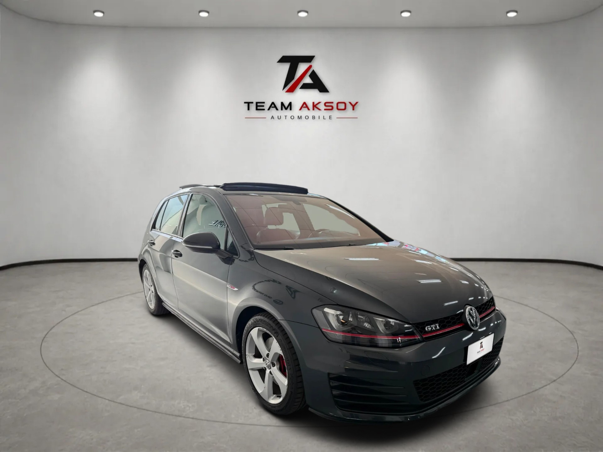 VW Golf 2.0 TSI GTI DSG-showroom-element-2