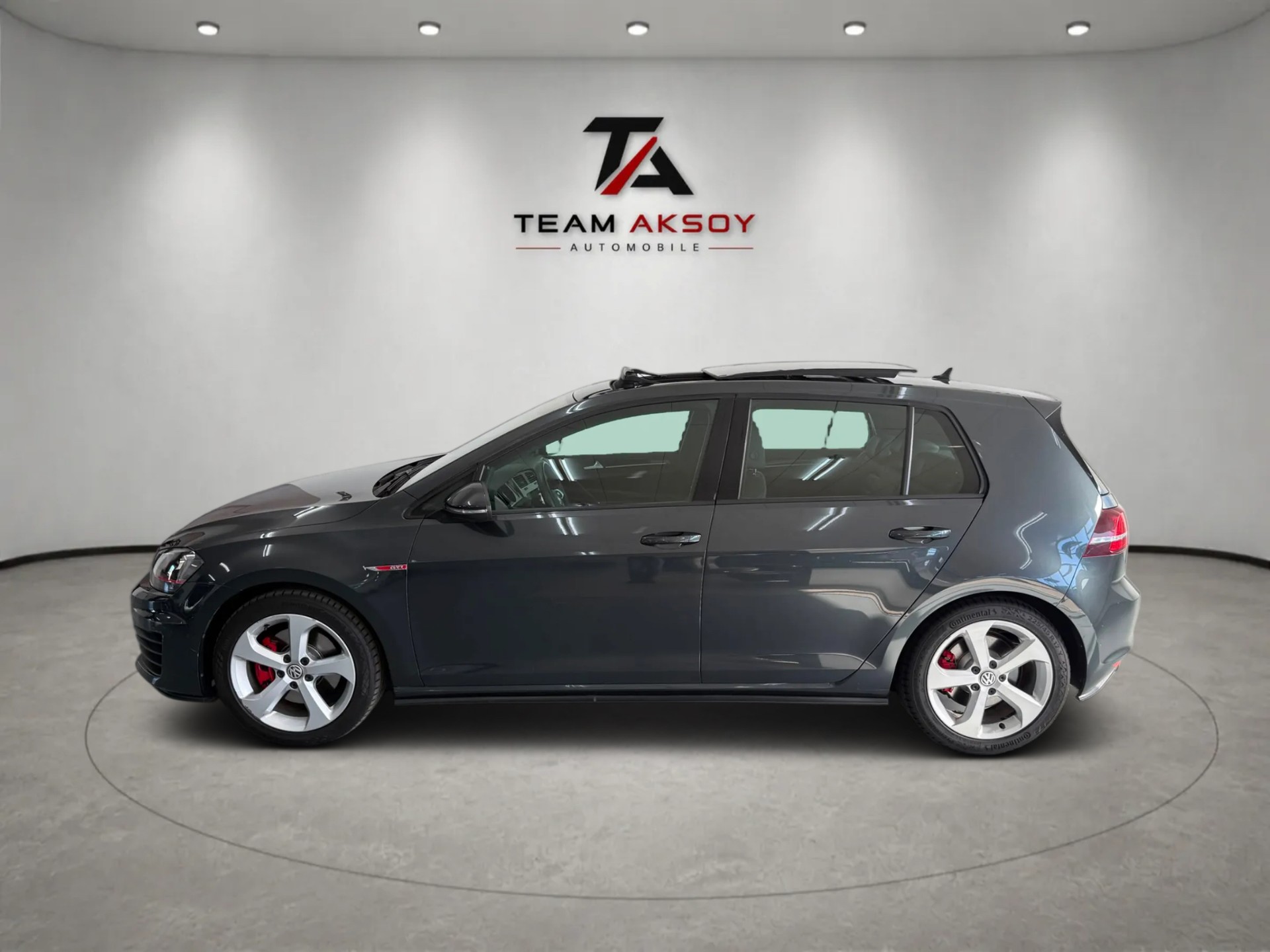 VW Golf 2.0 TSI GTI DSG-image-7