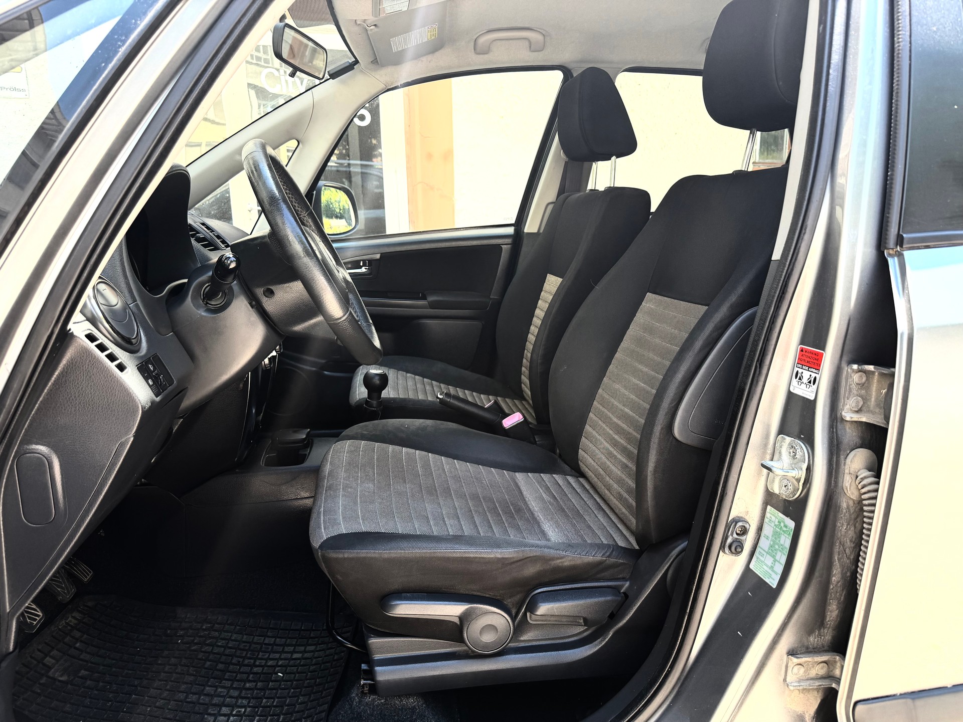 FIAT Sedici 1.6 4WD Freestyle-image-10