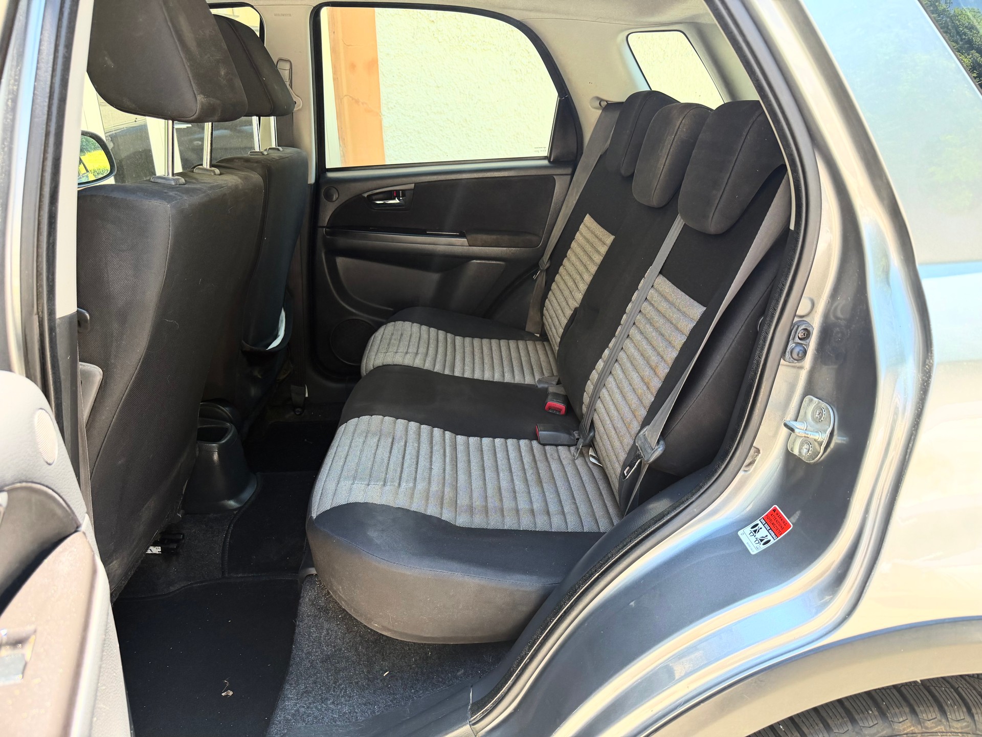 FIAT Sedici 1.6 4WD Freestyle-image-11