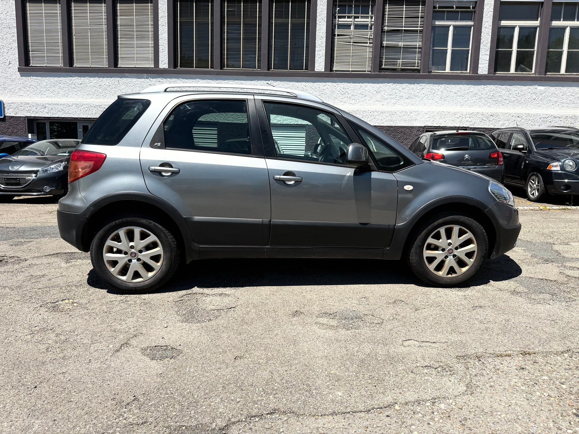 FIAT Sedici 1.6 4WD Freestyle-image-3