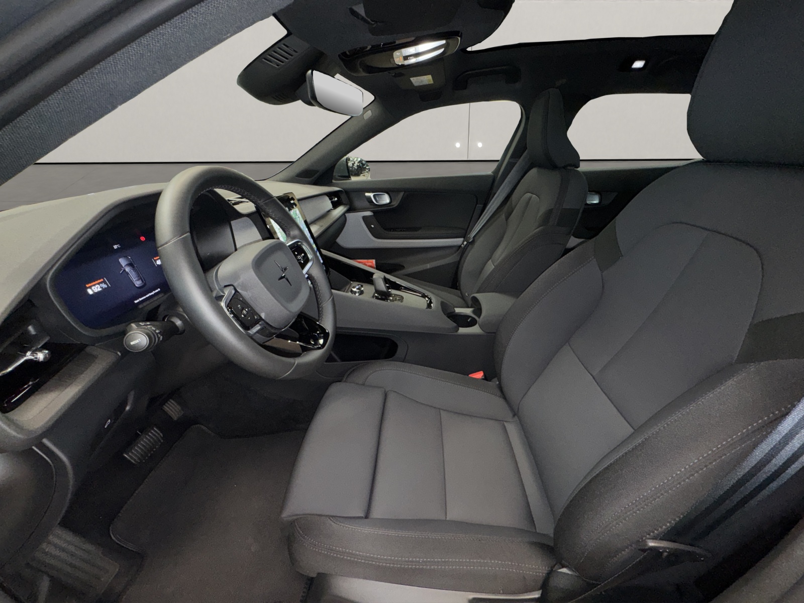 POLESTAR 2 Long Range Dual Motor Plus-image-8