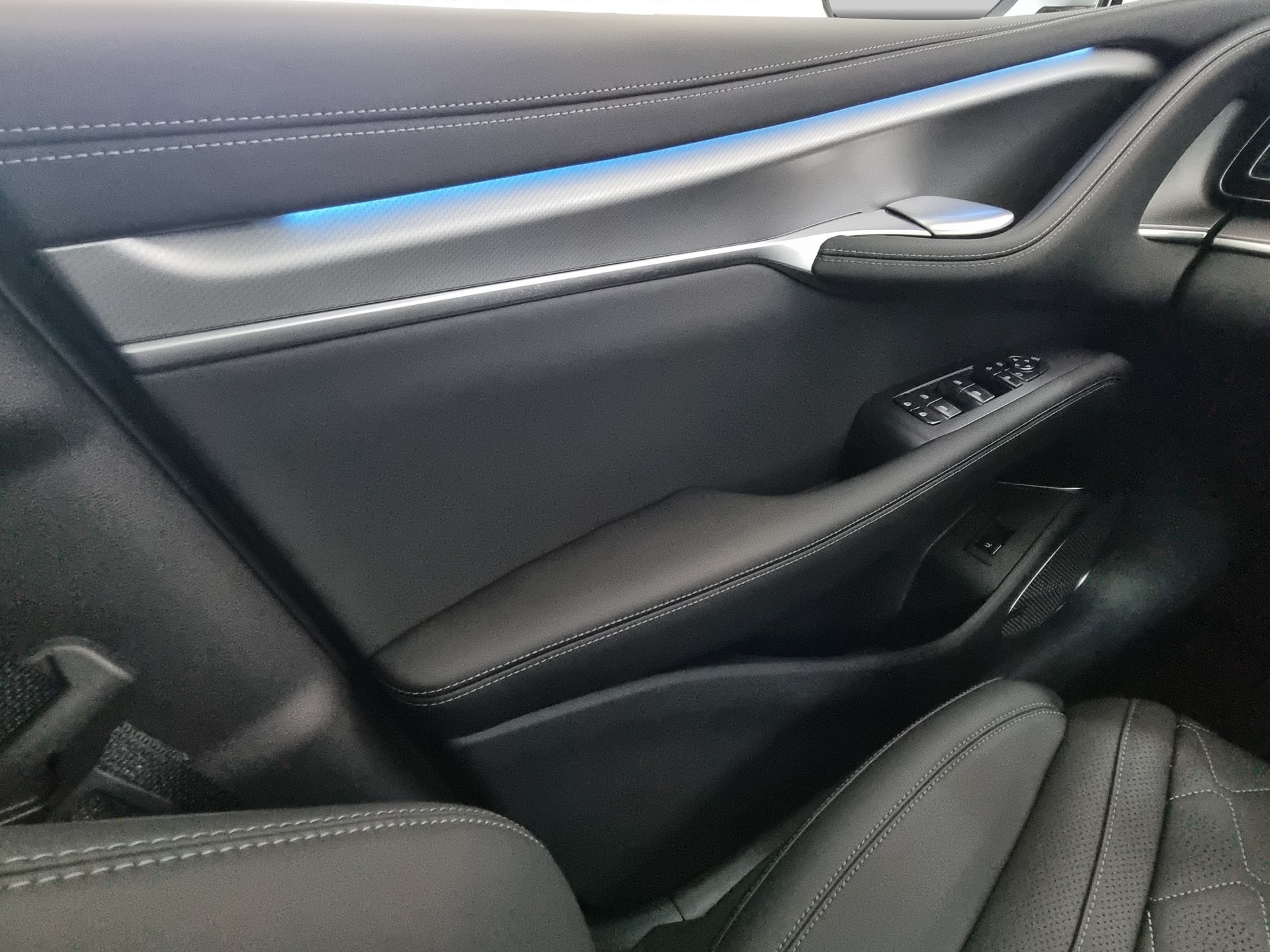 BYD Sealion 7 91,3 kWh Excellence AWD-image-11