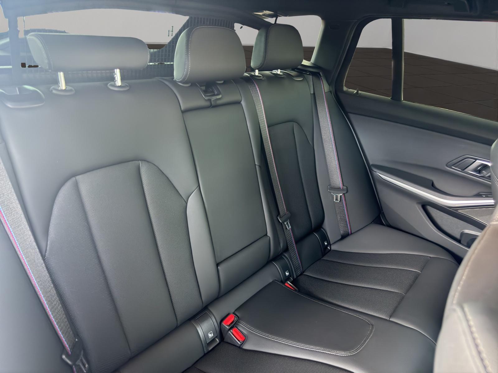 BMW M340d xDrive Touring-image-20