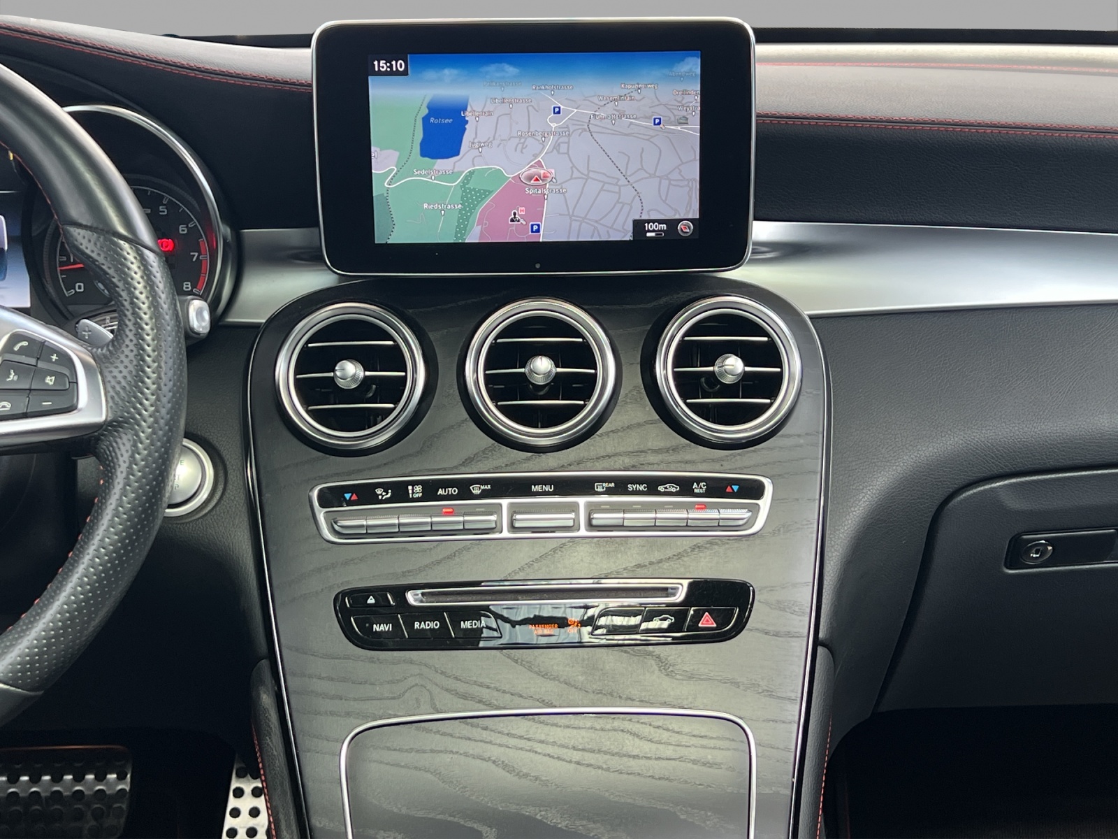 MERCEDES-BENZ GLC 43 AMG 4Matic 9G-Tronic-image-11
