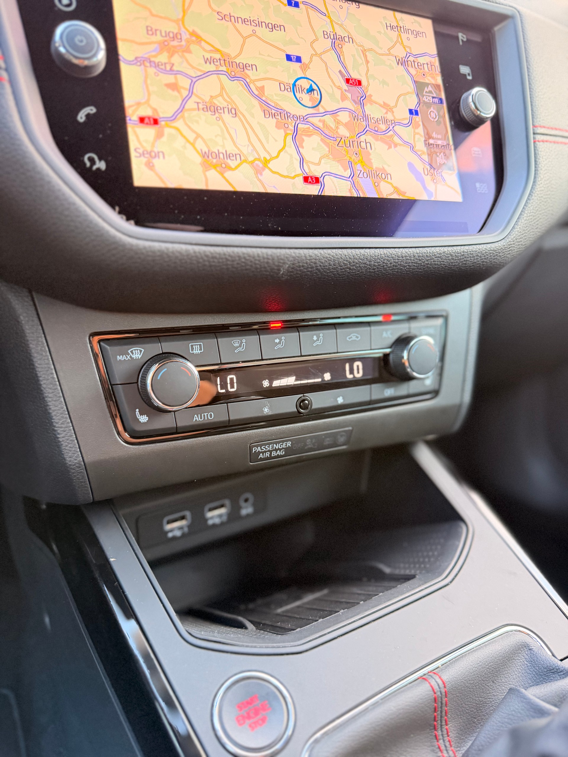 SEAT Arona 1.5 TSI Evo FR-image-24