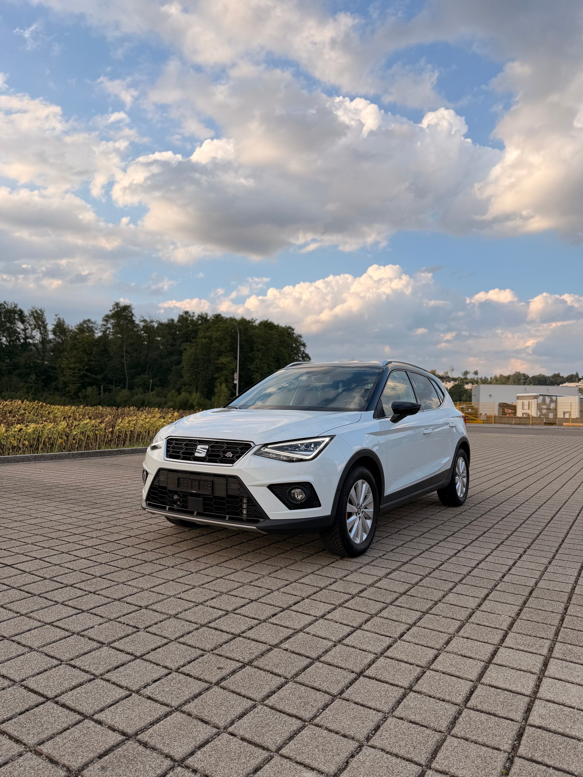 SEAT Arona 1.5 TSI Evo FR-image-0