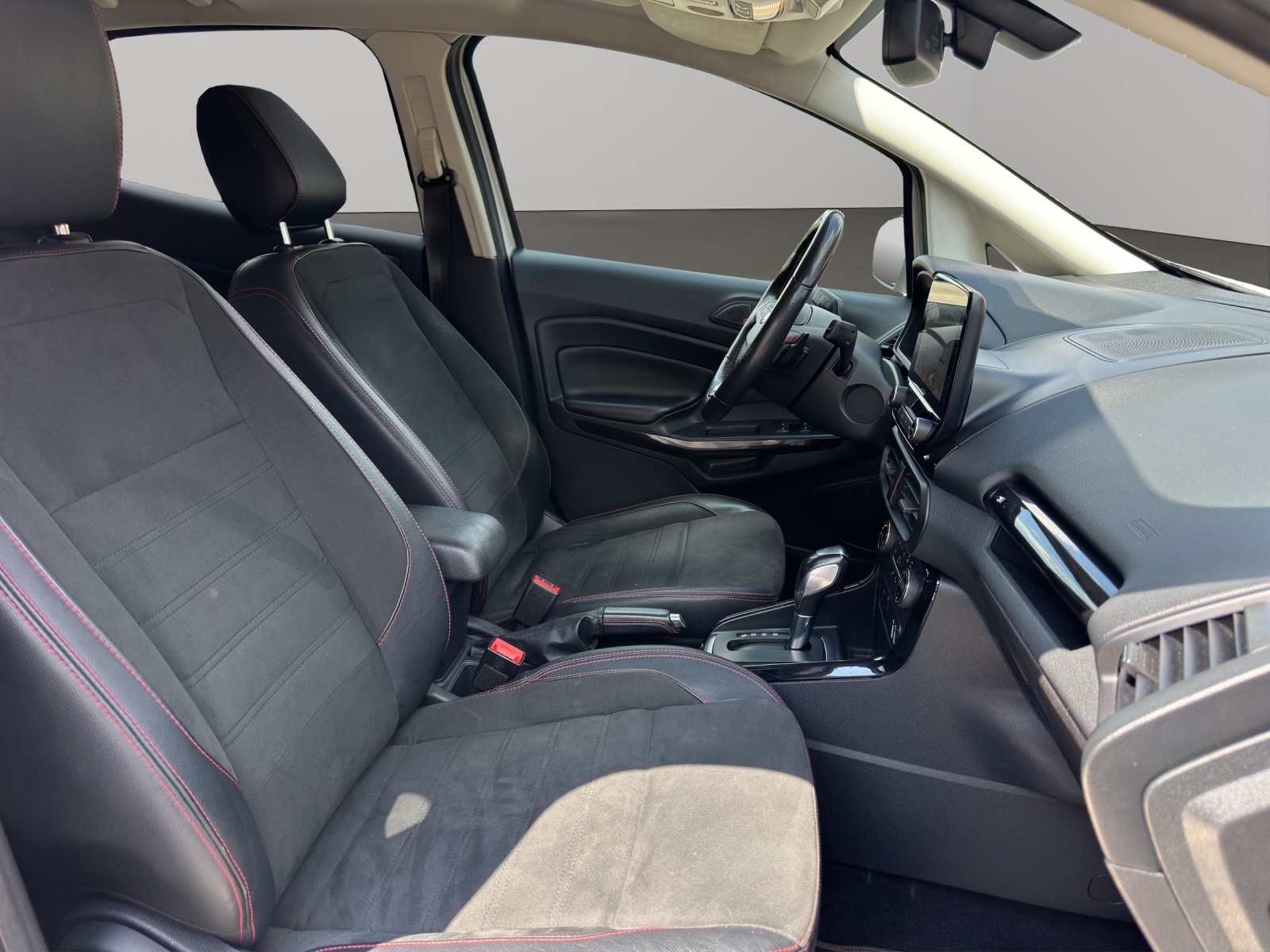 FORD EcoSport 1.0 SCTi ST-Line Automat-image-13