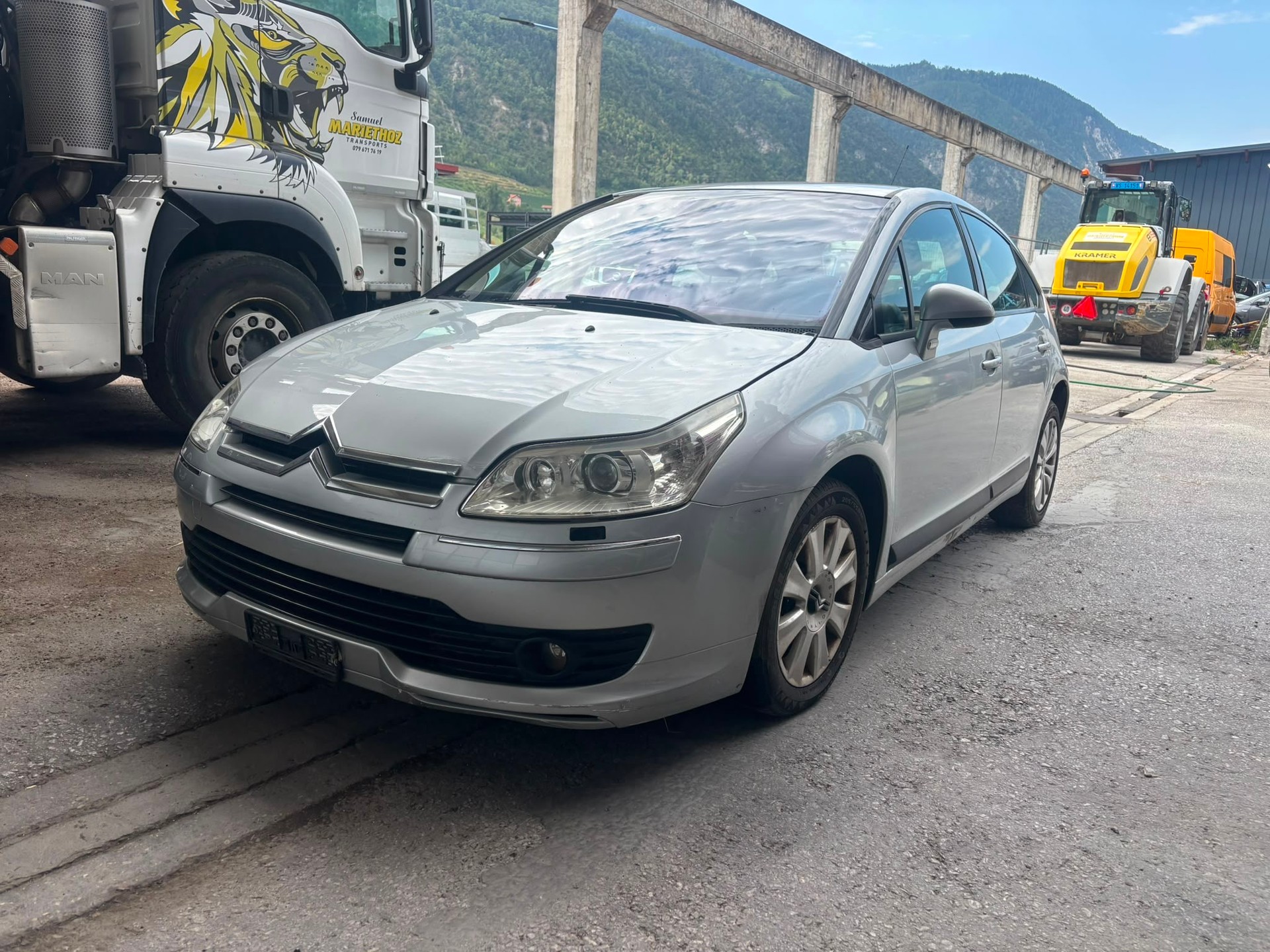 CITROEN C4 Berline 2.0i 16V VTR Automatic-image-0