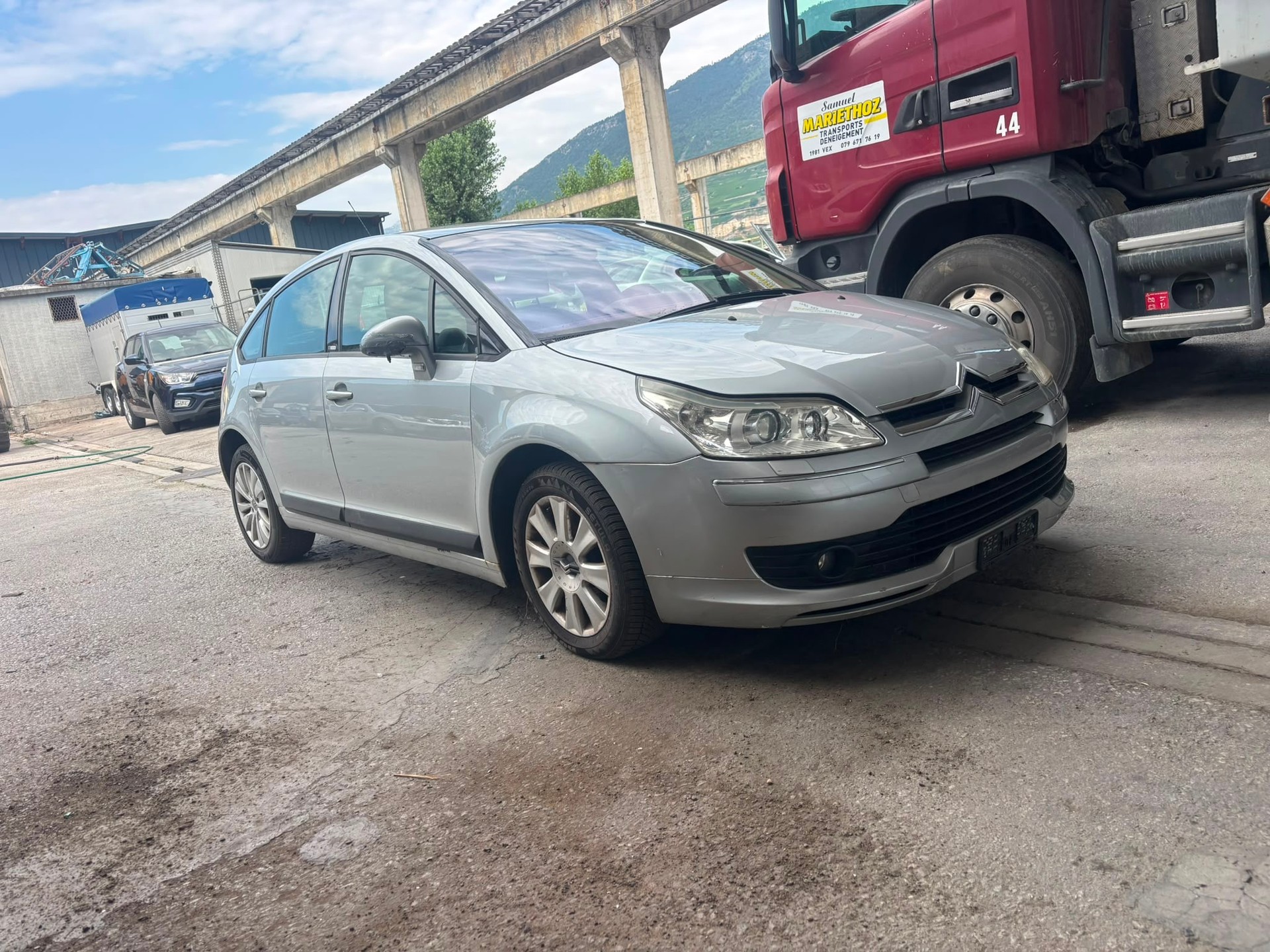 CITROEN C4 Berline 2.0i 16V VTR Automatic-image-3