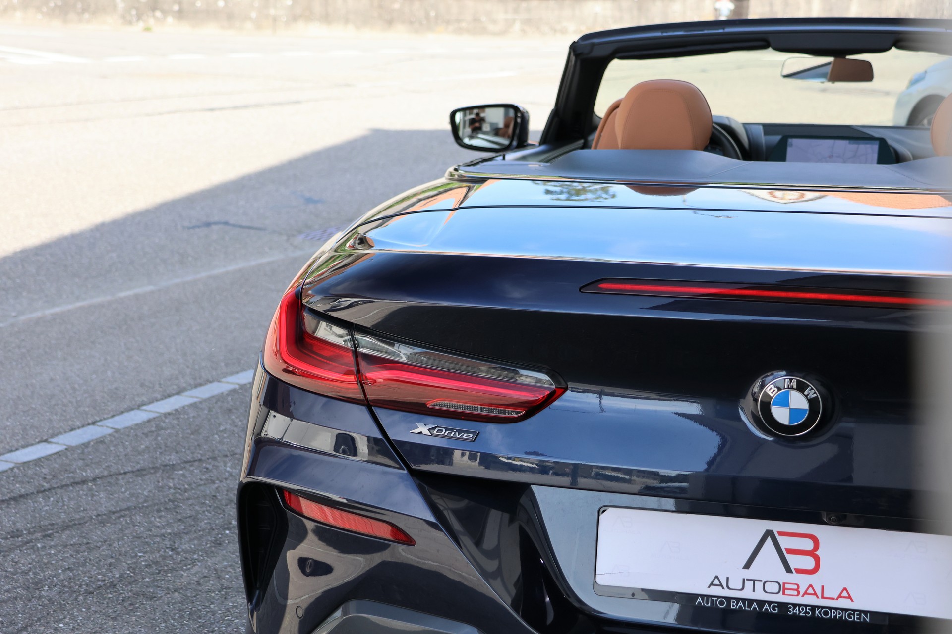 BMW M850i xDrive Steptronic (CH) *Individual Cognac*-image-11