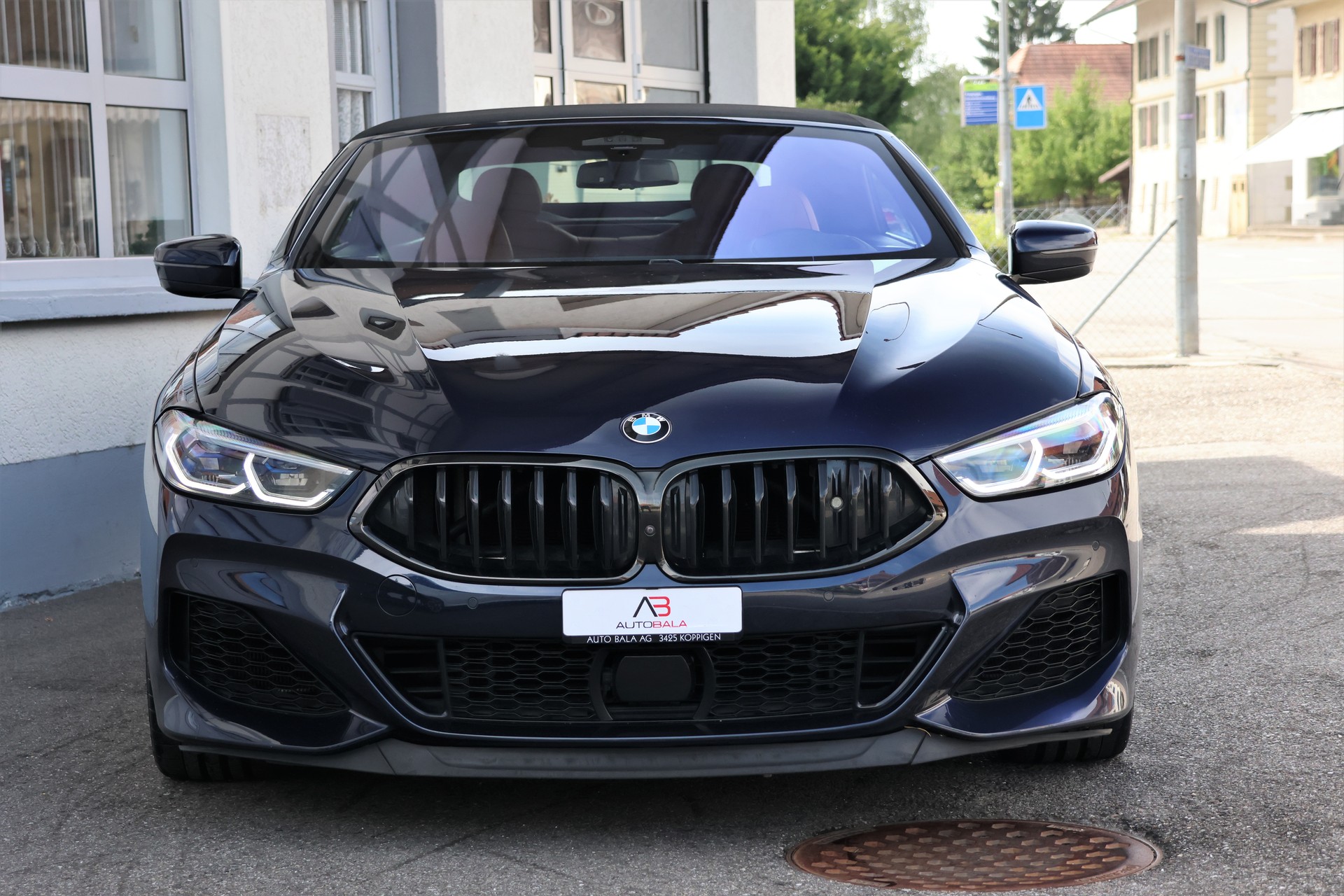 BMW M850i xDrive Steptronic (CH) *Individual Cognac*-showroom-element-1
